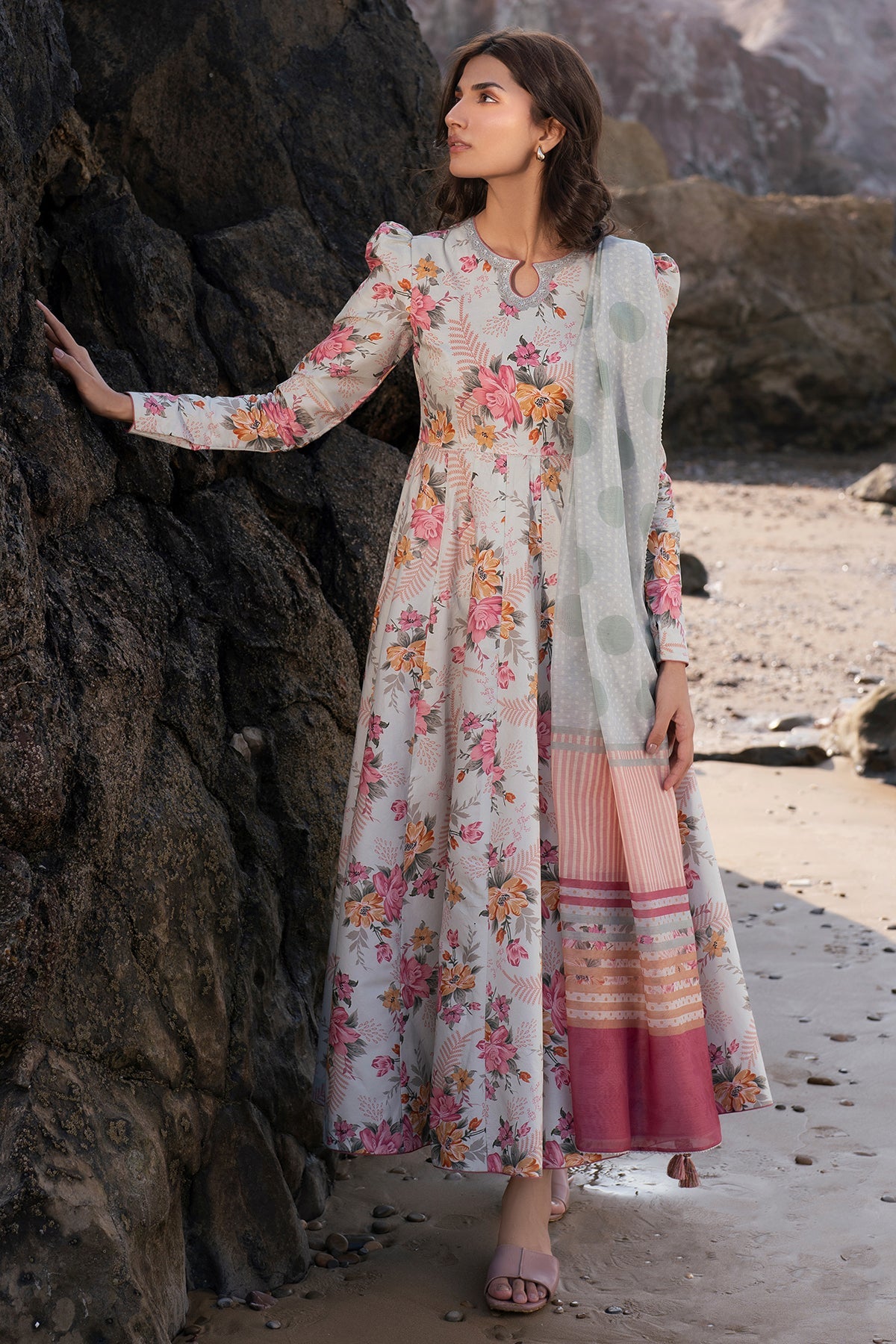 EMBROIDERED LAWN USE-9173