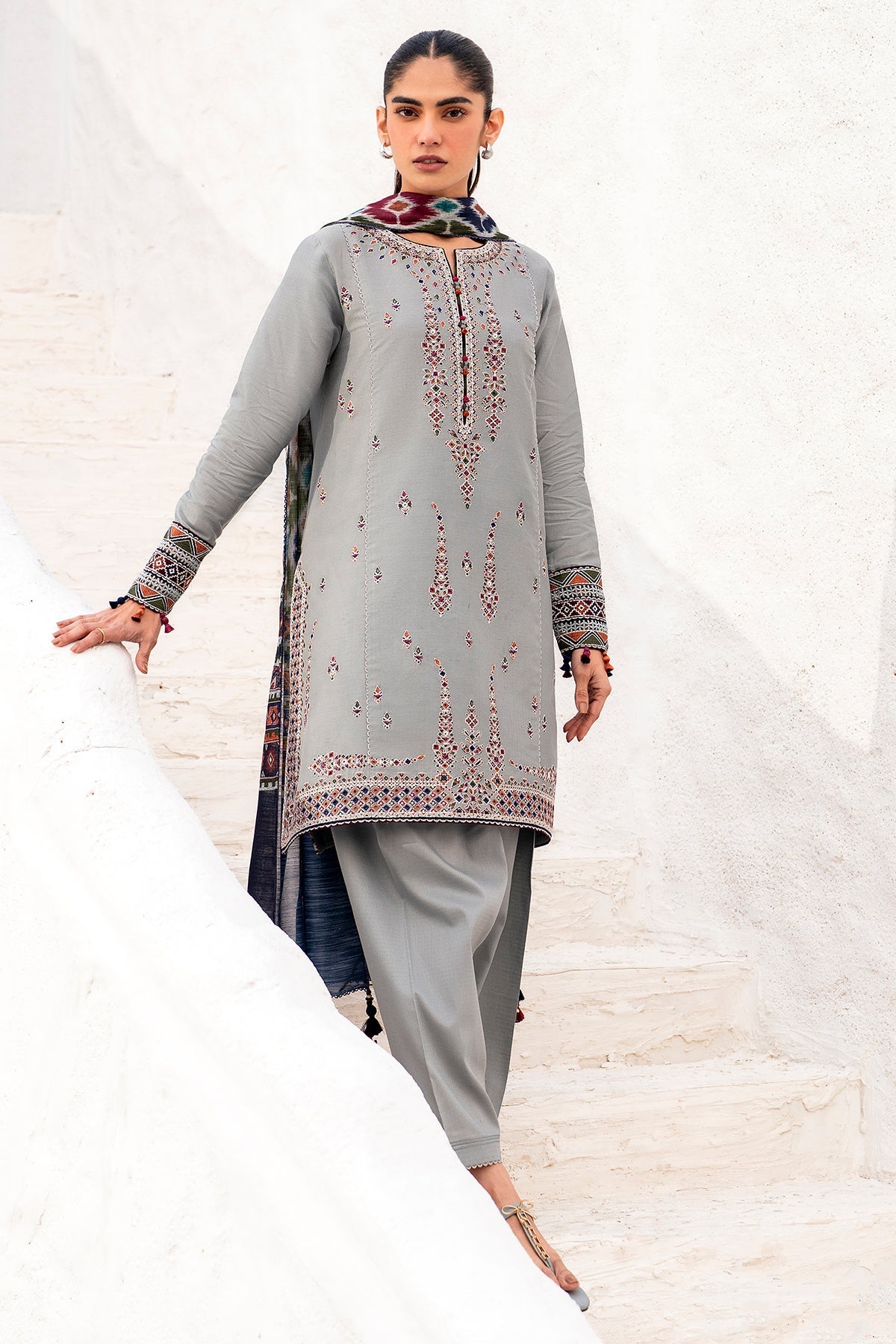 EMBROIDERED DOBBY LAWN USE-9123