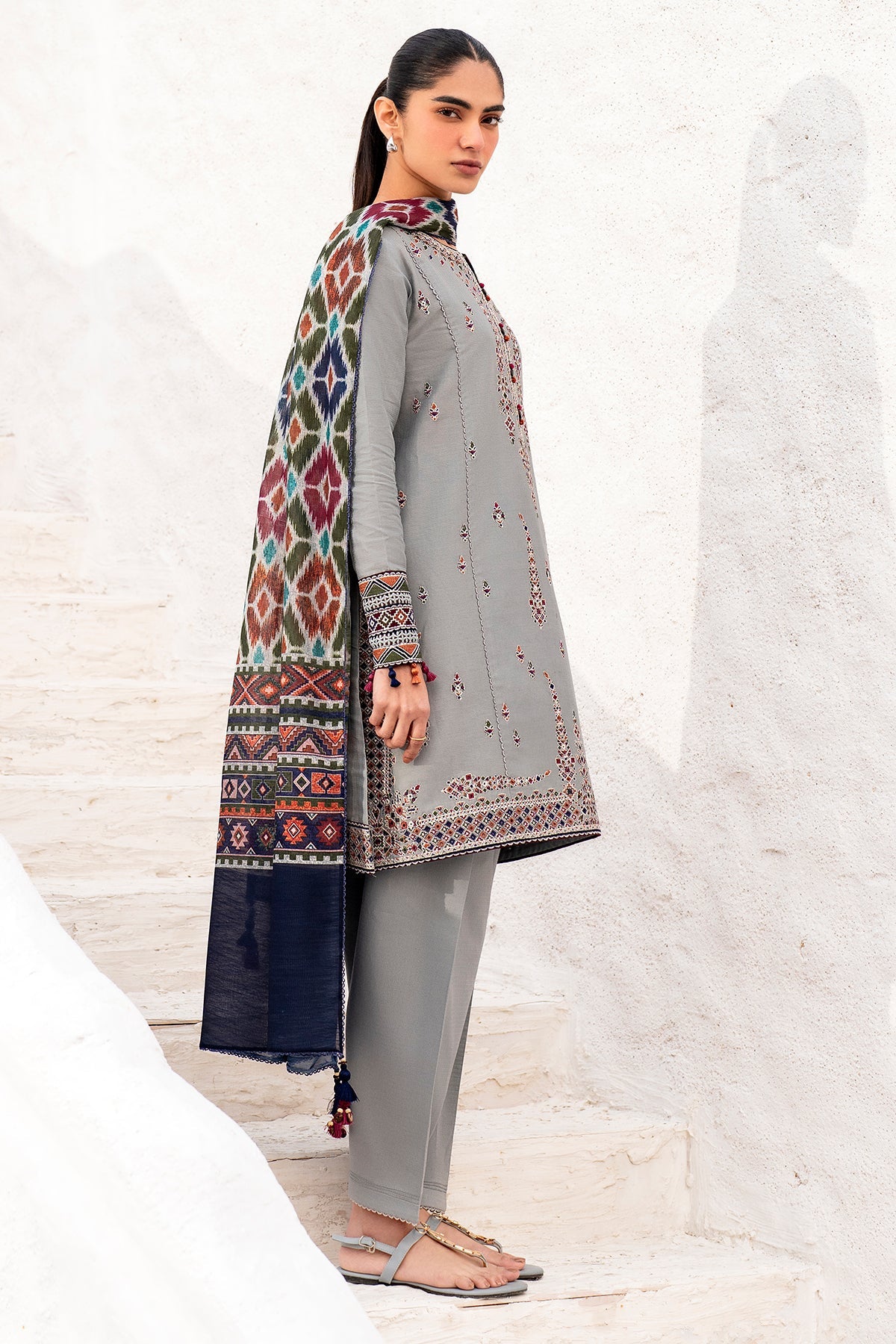 EMBROIDERED DOBBY LAWN USE-9123