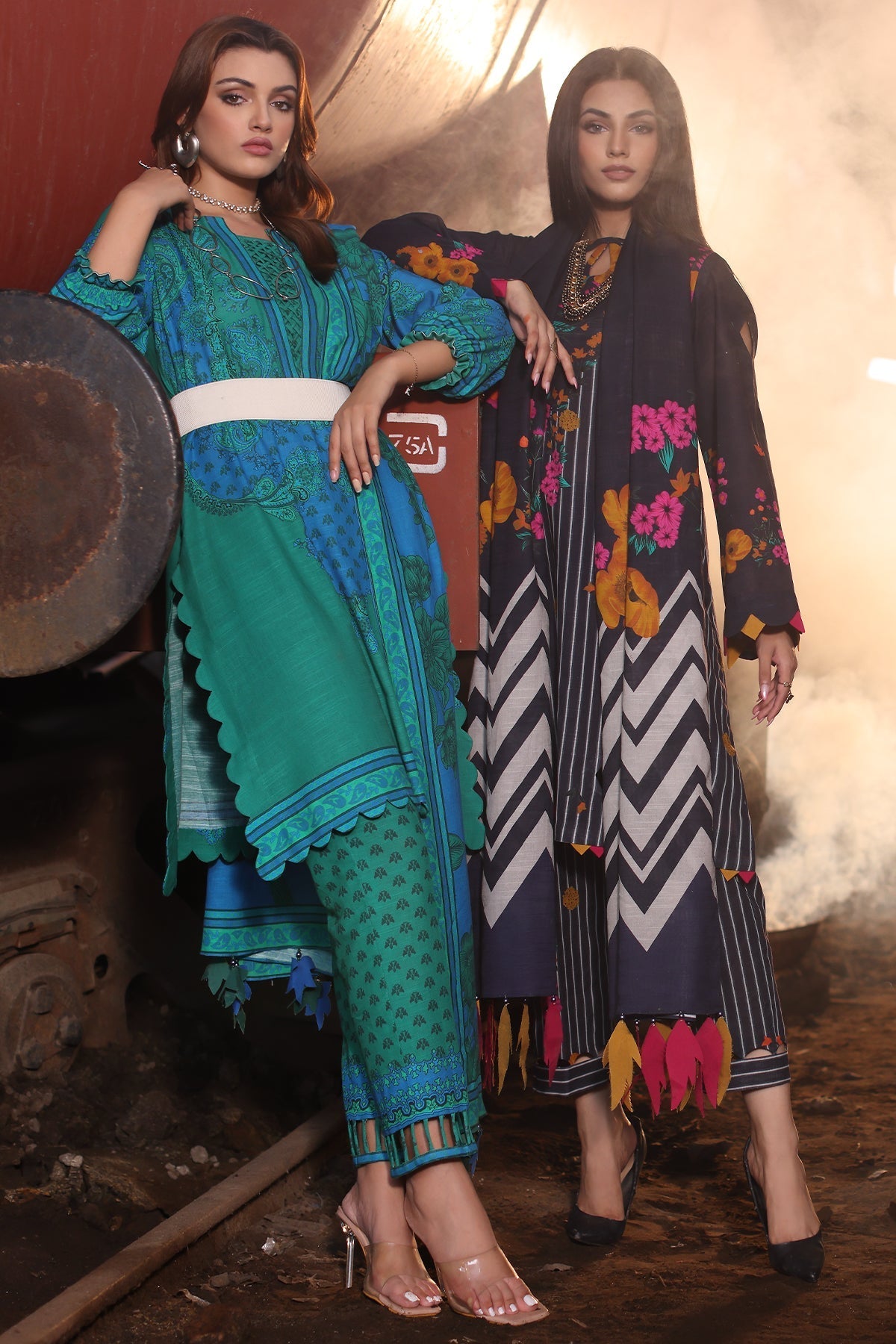 3-PC Printed Khaddar Shirt with Printed Khaddar Dupatta suit CPW4-04 P