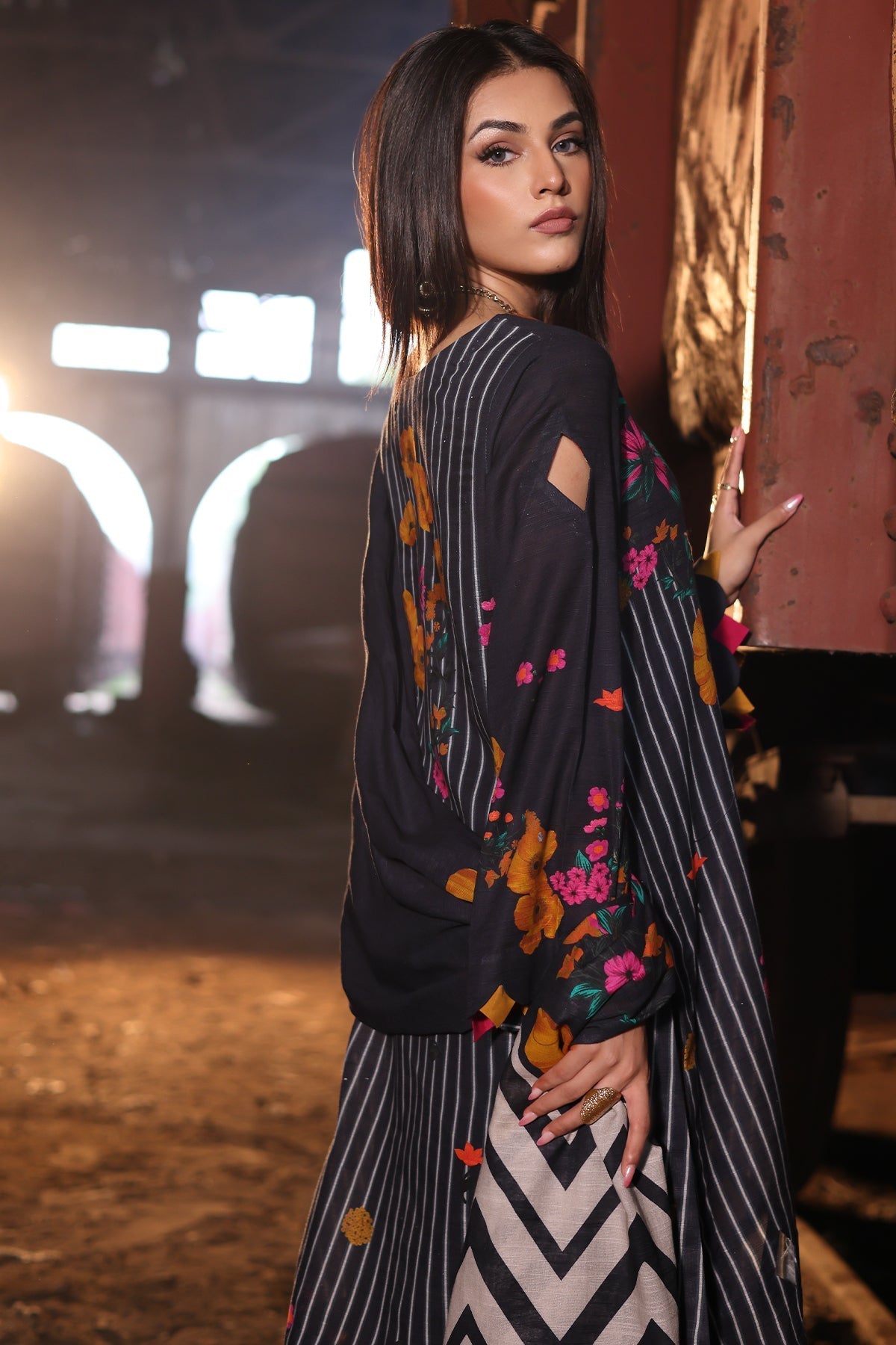 3-PC Printed Khaddar Shirt with Printed Khaddar Dupatta suit CPW4-04 P