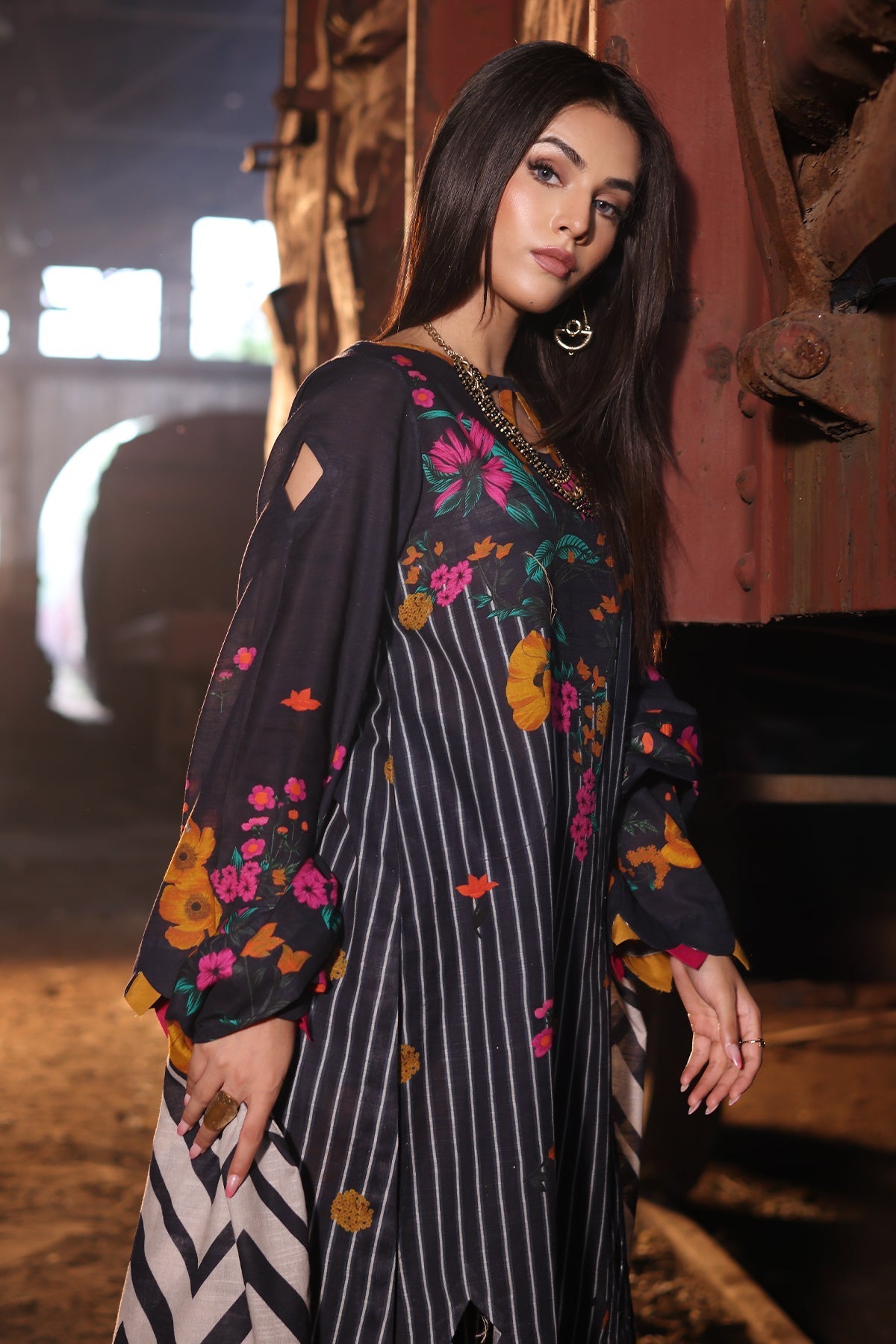 3-PC Printed Khaddar Shirt with Printed Khaddar Dupatta suit CPW4-04 P