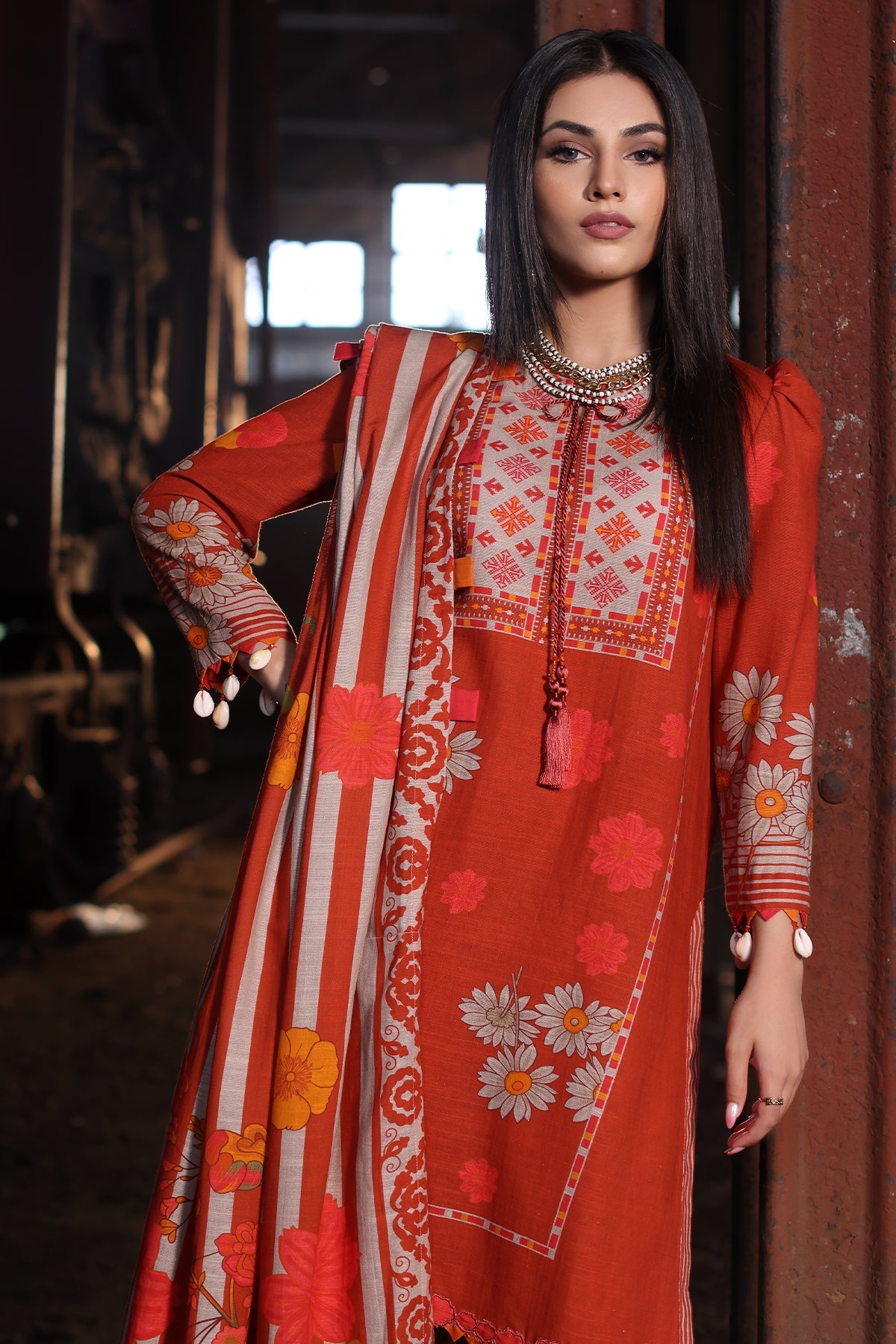 3-PC Printed Khaddar Shirt with Printed Khaddar Dupatta suit CPW4-08 P