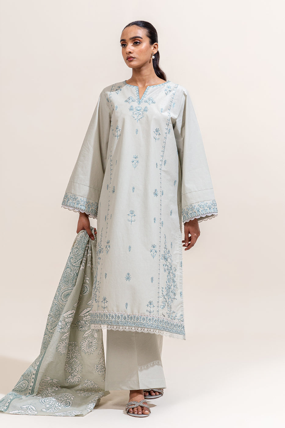 2 PIECE EMBROIDERED LAWN SUIT-FOSSIL GREY (UNSTITCHED)