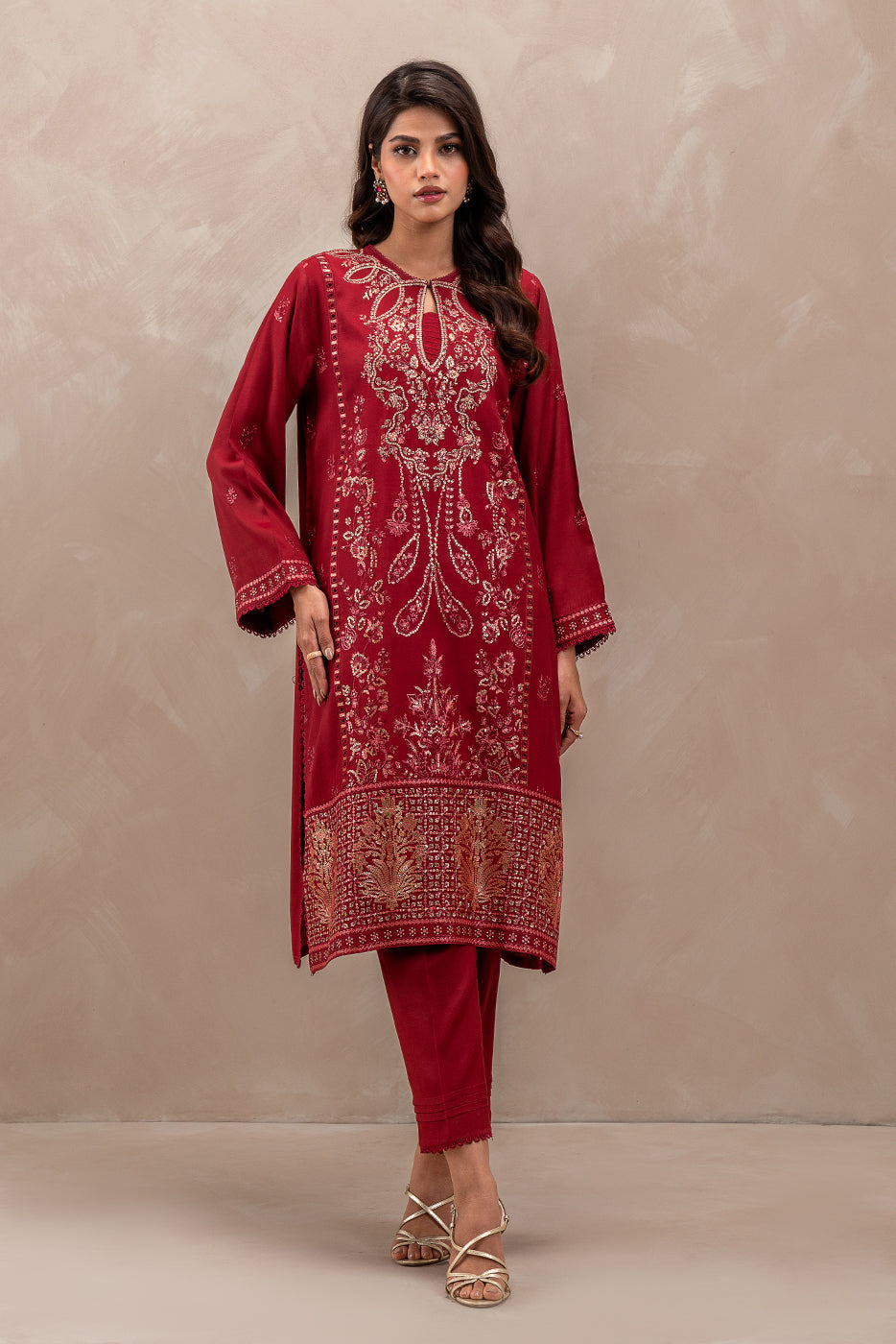 2 PIECE EMBROIDERED SILK SUIT (LUXURY-PRET)