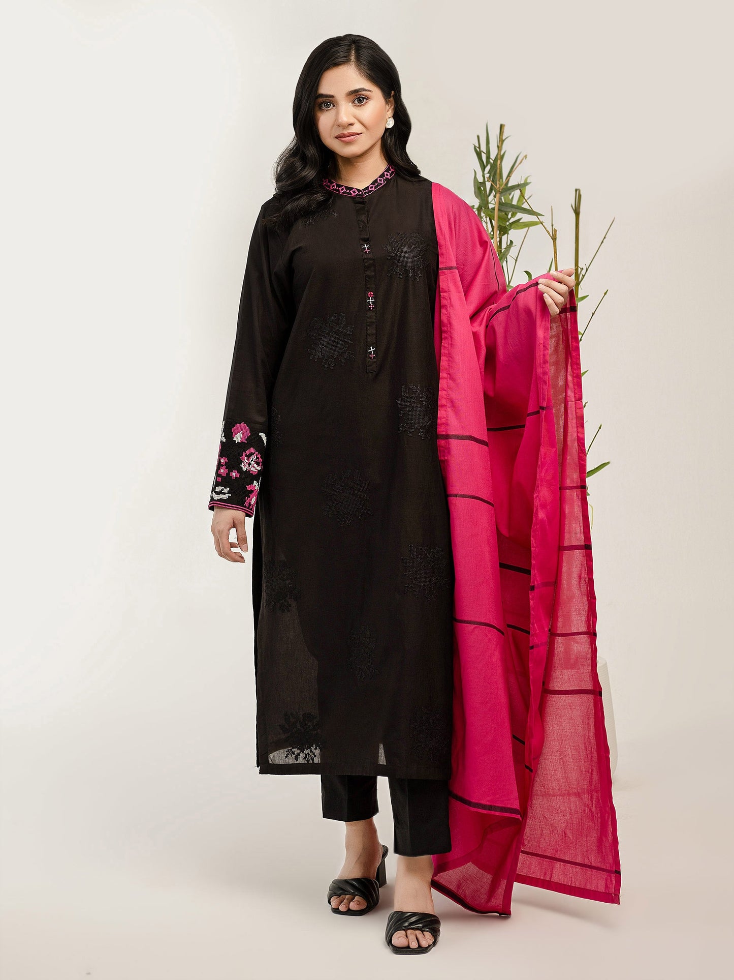 2 Piece Lawn Suit-Embroidered (Pret)