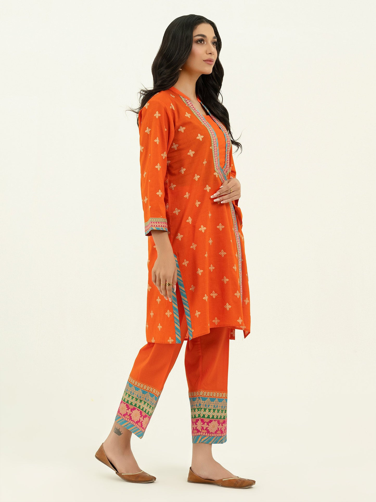 2 Piece Lawn Suit-Gold Paste Print (Pret)