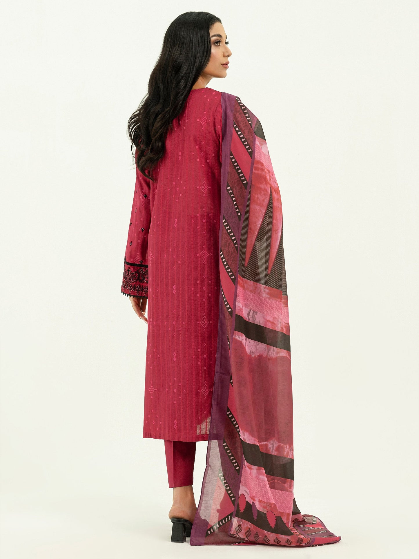 3 Piece Texture Lawn Suit-Embroidered (Pret)