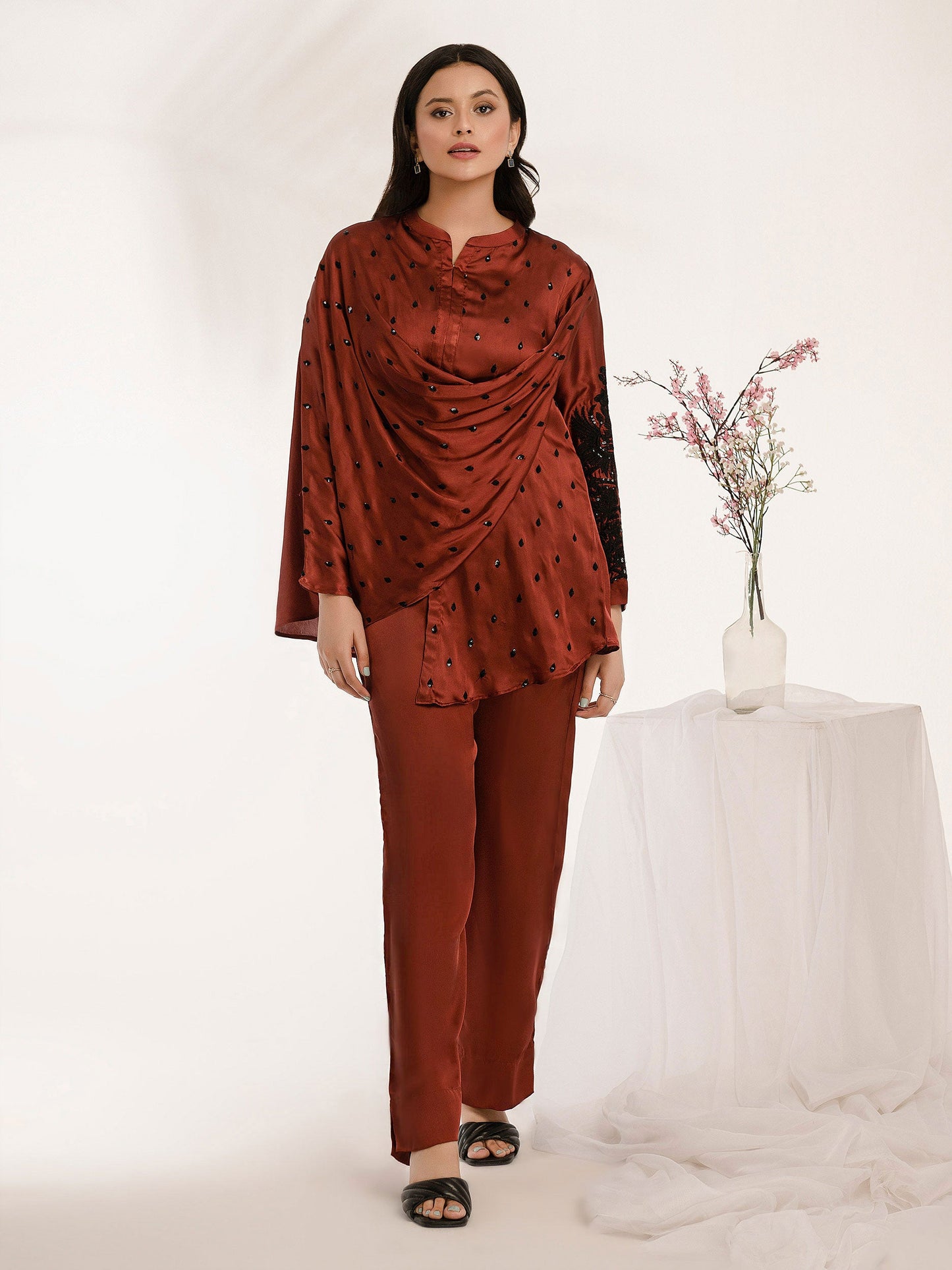 2 Piece Silk Suit-Embroidered (Pret)