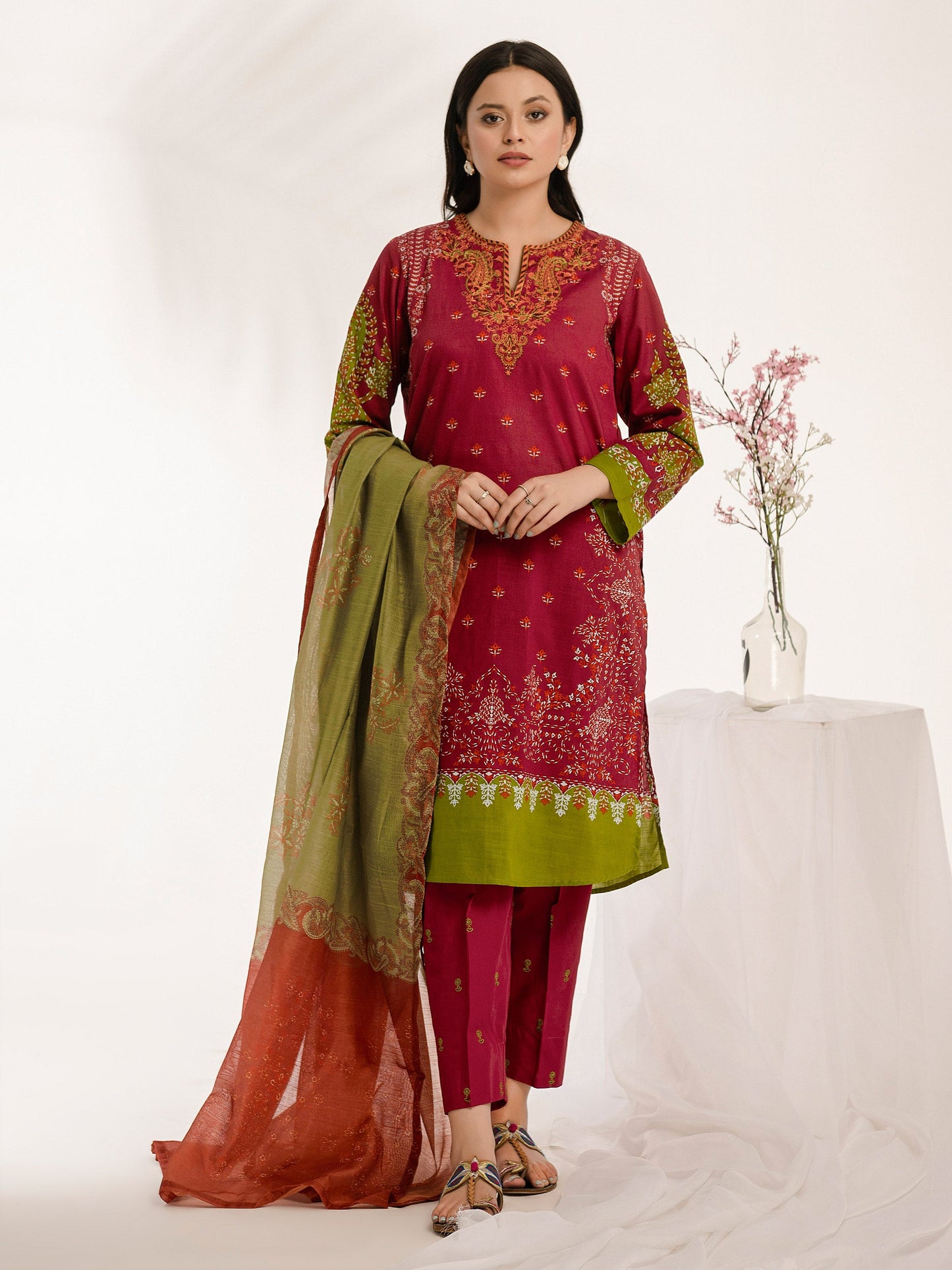 3 Piece Lawn Suit-Embroidered (Pret)