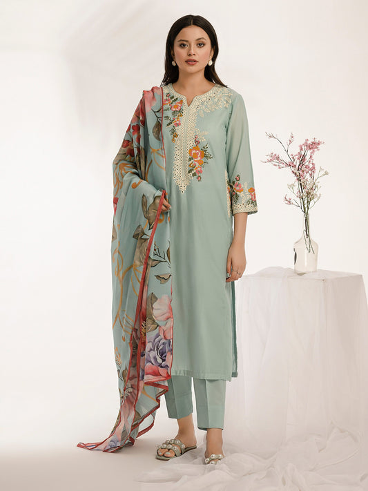 3 Piece Lawn Suit-Embroidered (Pret)