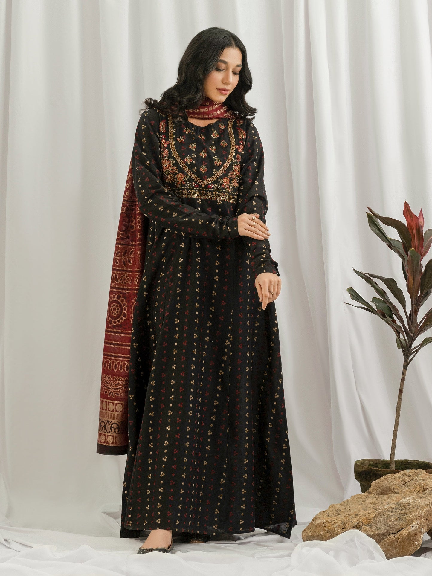 2 Piece Jacquard Suit- Embroidered (Pret)