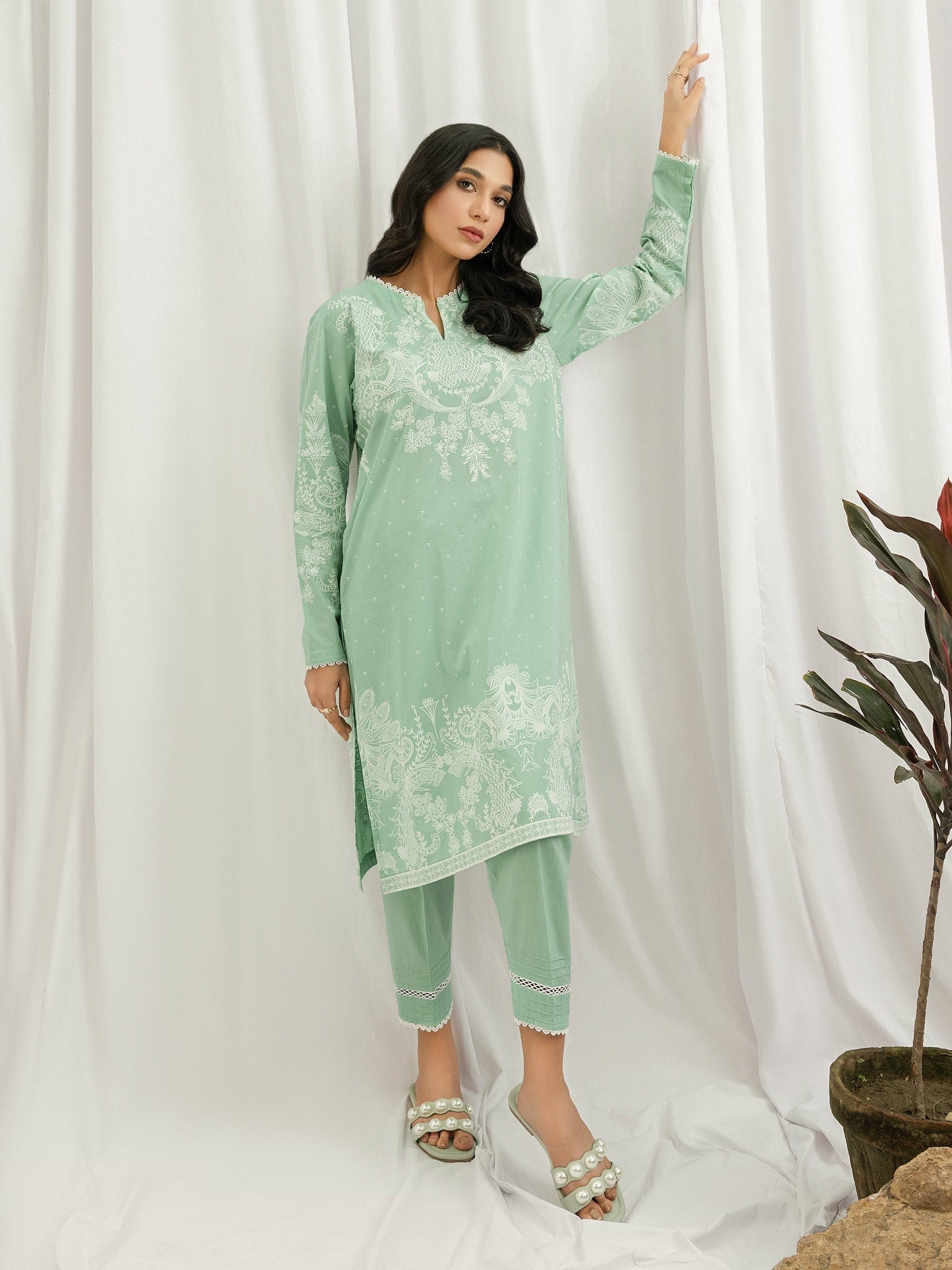 2 Piece Lawn Suit- Paste Print (Pret)