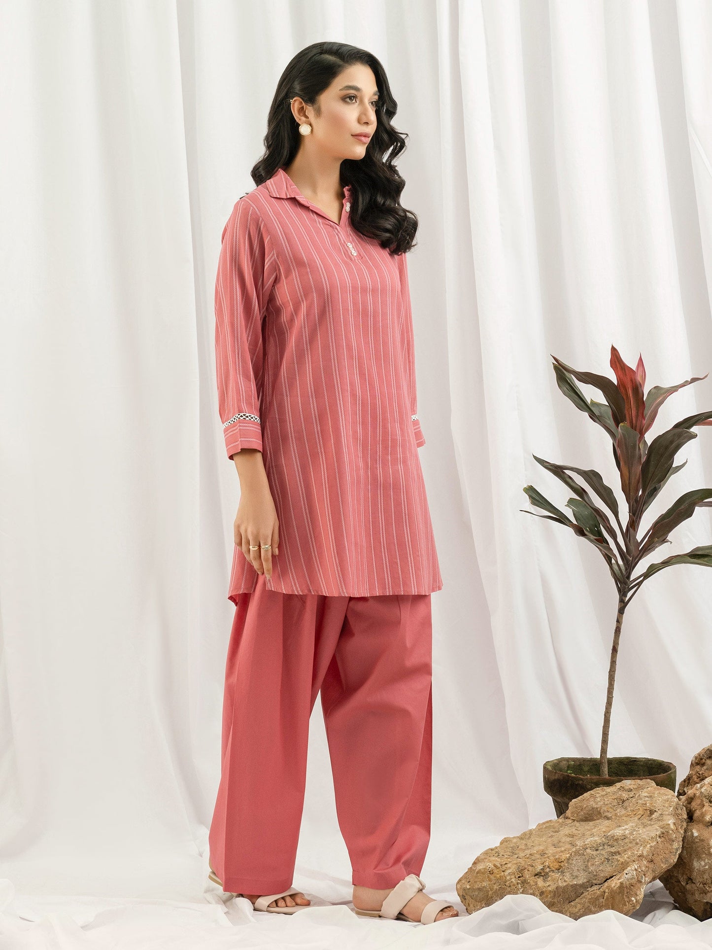 2 Piece Texture Lawn Suit- Dyed (Pret)