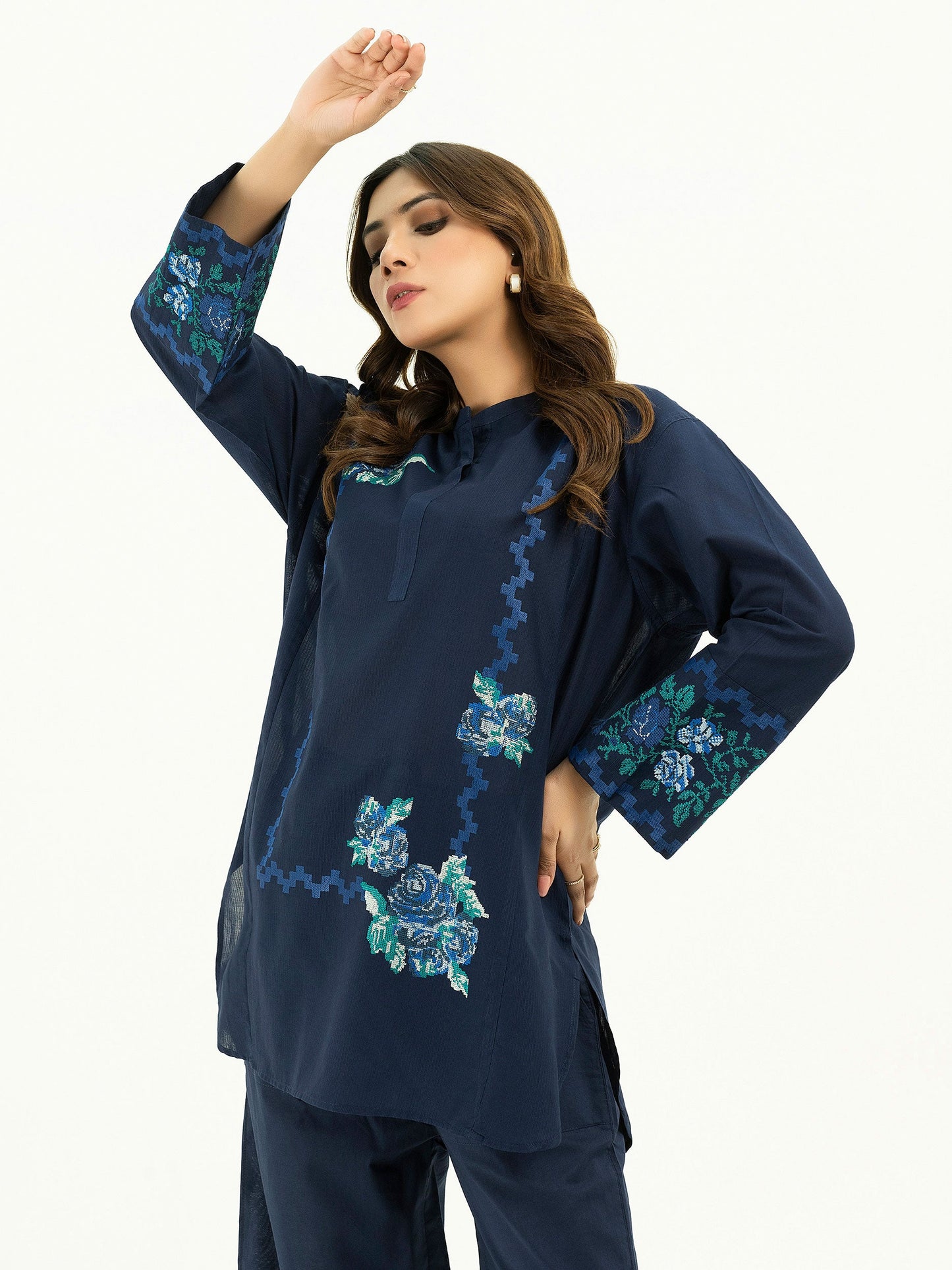 2 Piece Texture Lawn Suit-Embroidered (Pret)