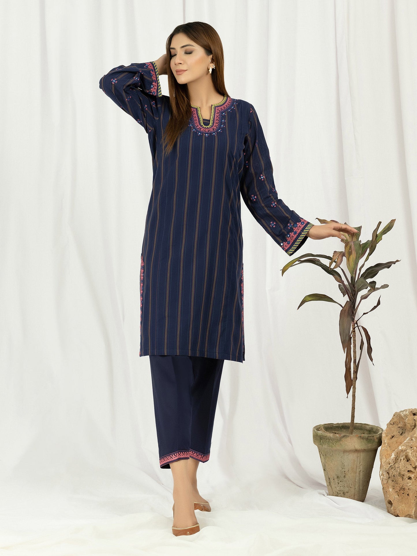 2 Piece Yarn Dyed Suit- Embroidered (Pret)