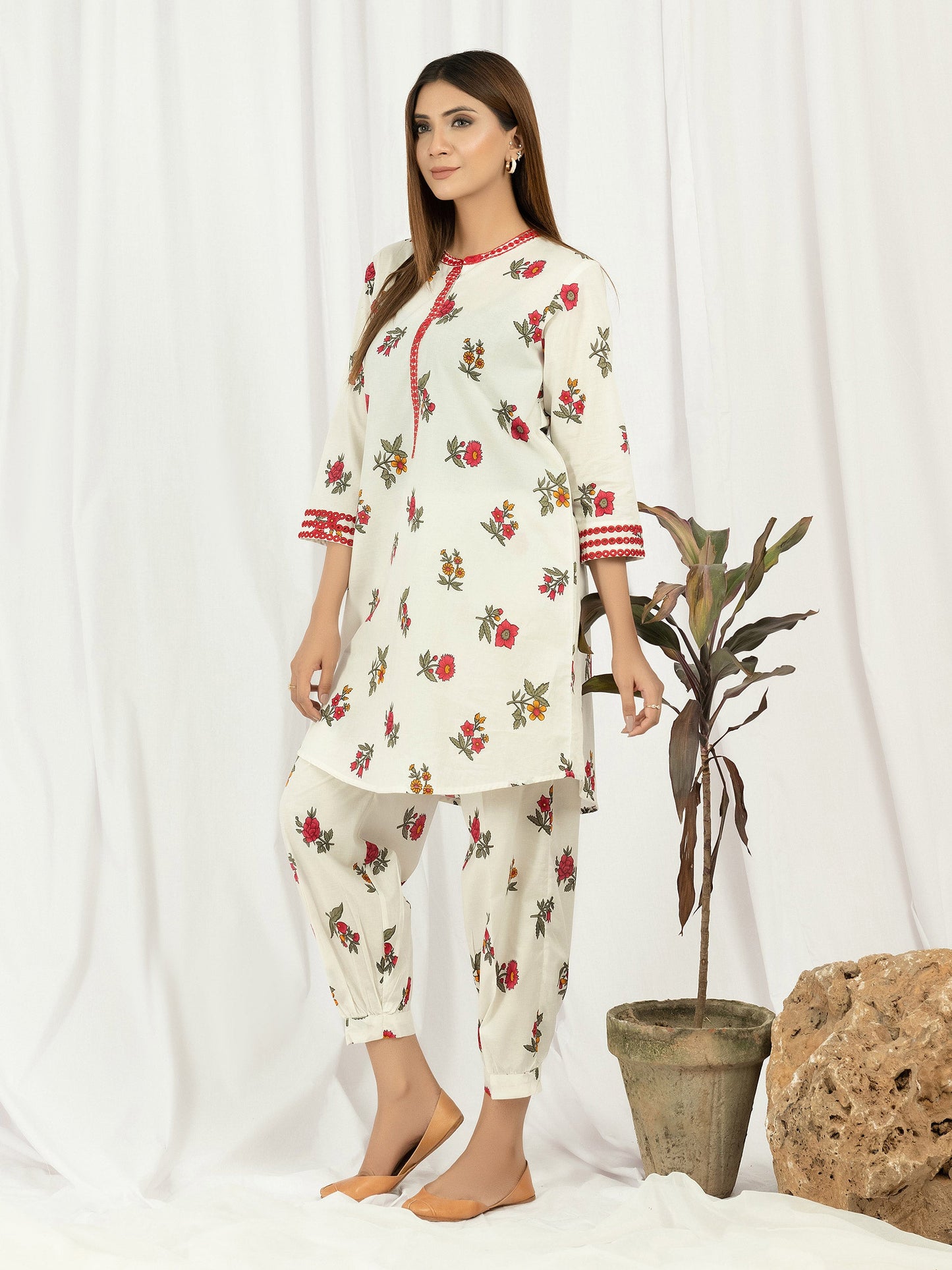 2 Piece Cambric Suit- Embroidered (Pret)