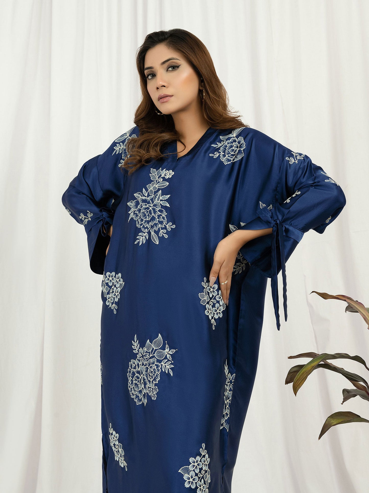 2 Piece Silk Suit- Embroidered (Pret)