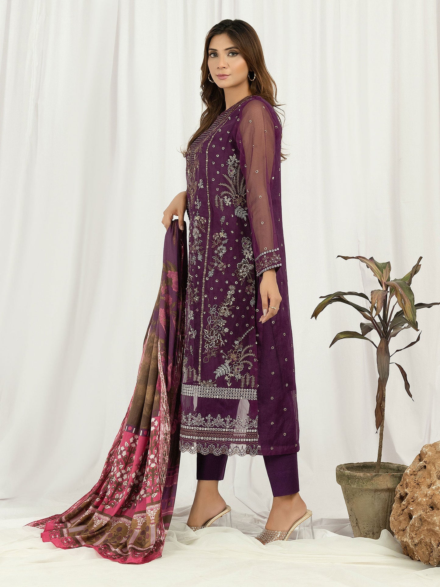 3 Piece Organza Suit- Embroidered (Pret)