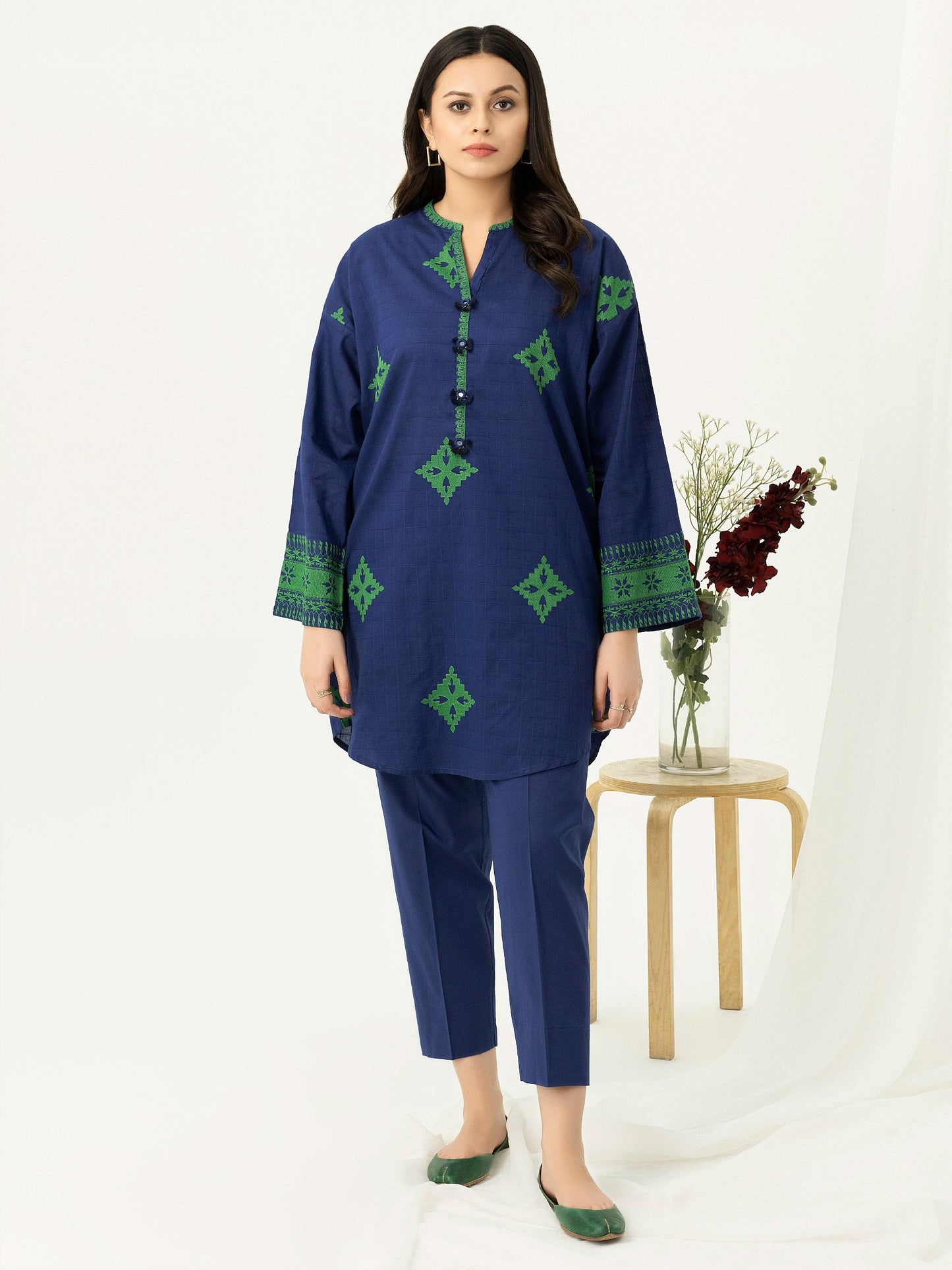 2 Piece Textured Lawn Suit-Embroidered (Pret)