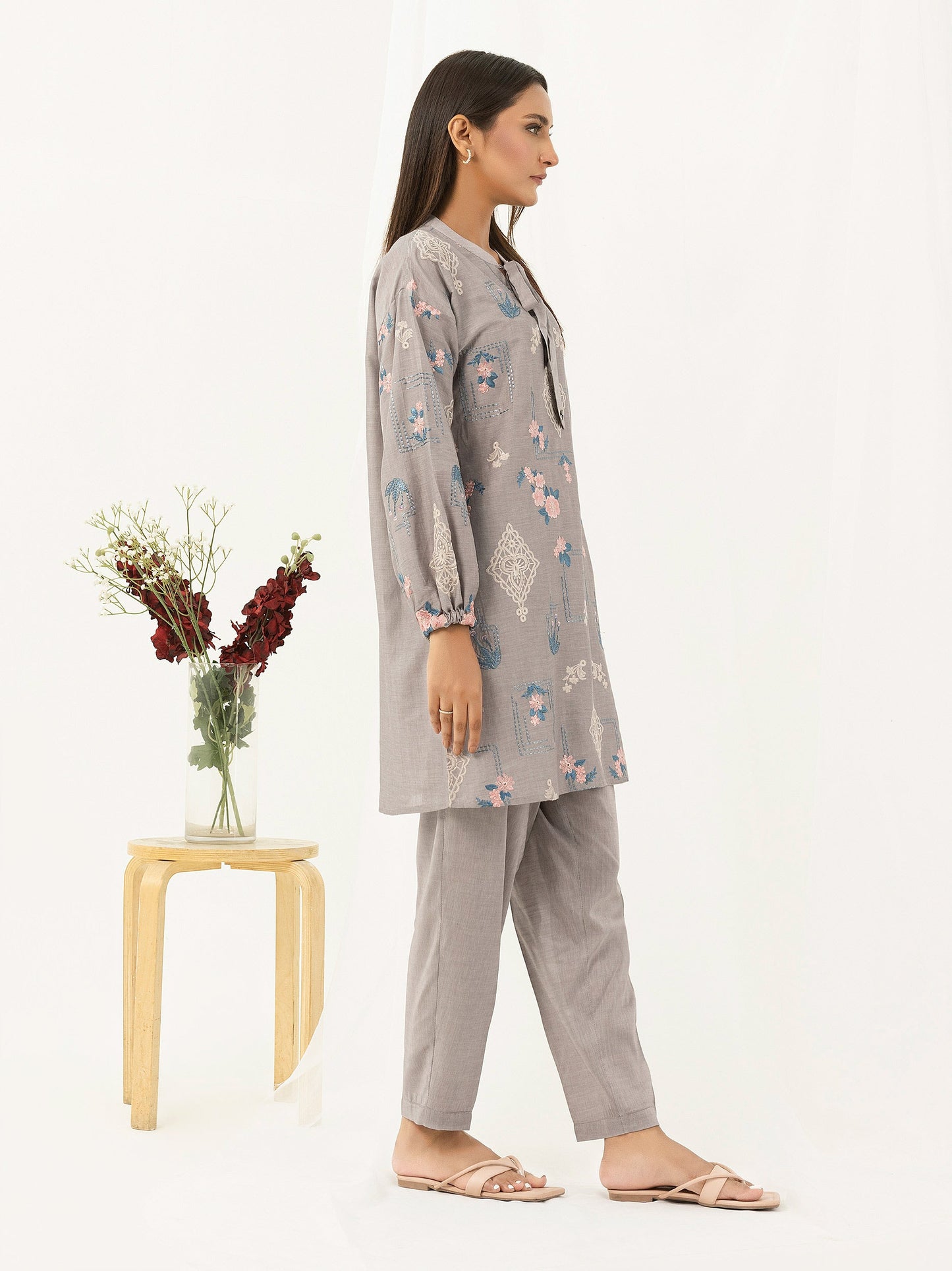 2 Piece Yarn Dyed Suit-Embroidered (Pret)