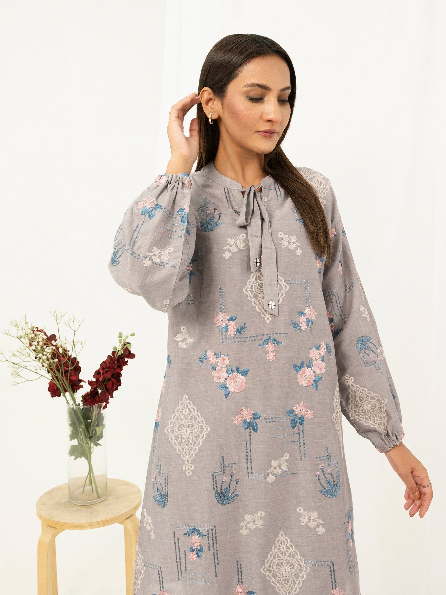 2 Piece Yarn Dyed Suit-Embroidered (Pret)