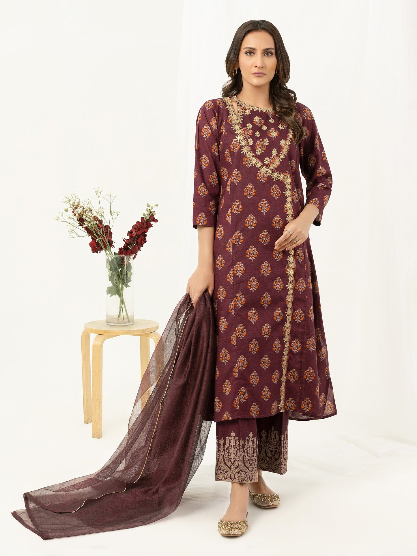 3 Piece Lawn Suit-Embroidered (Pret)