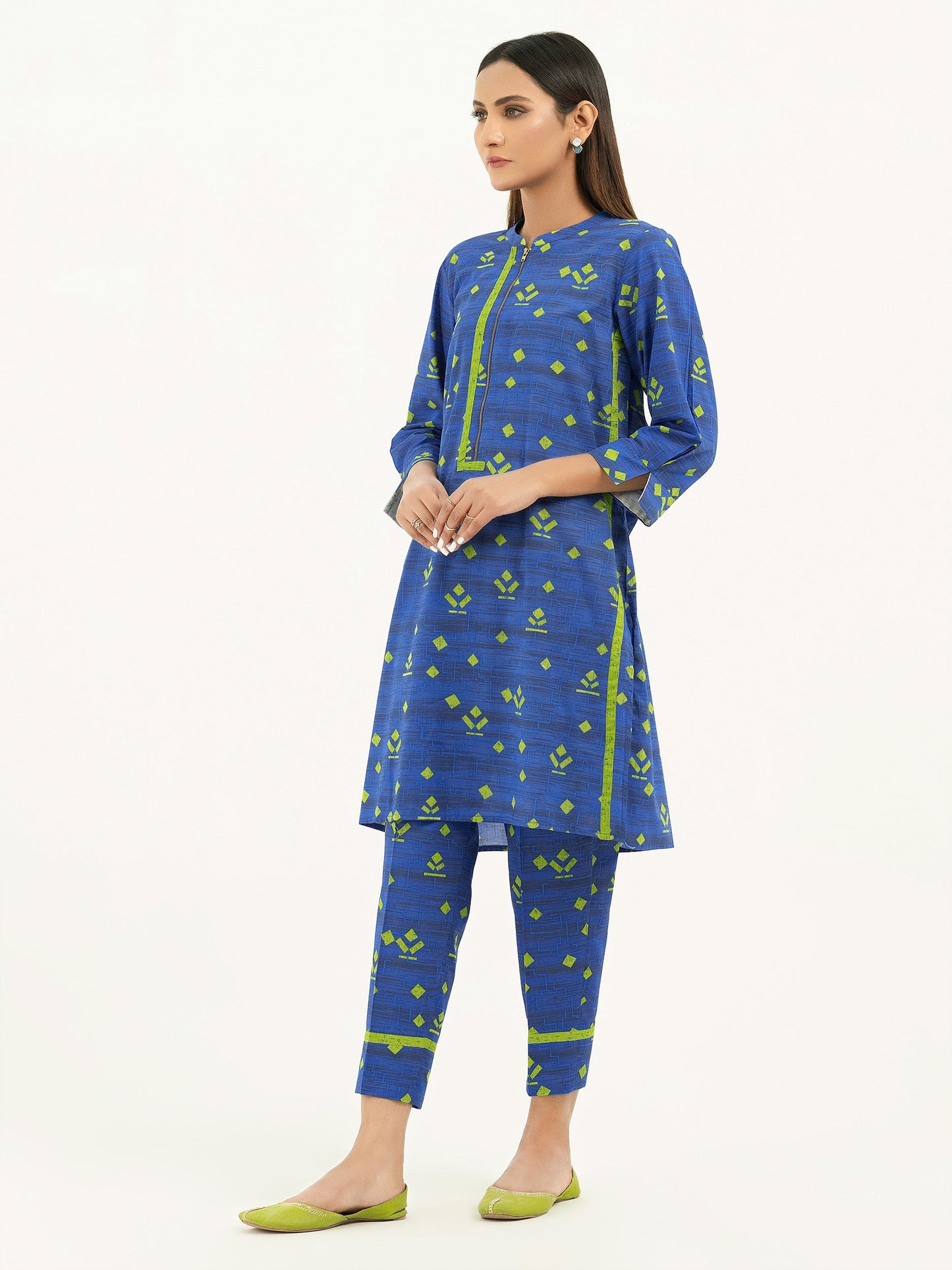 2 Piece Lawn Suit-Printed (Pret)