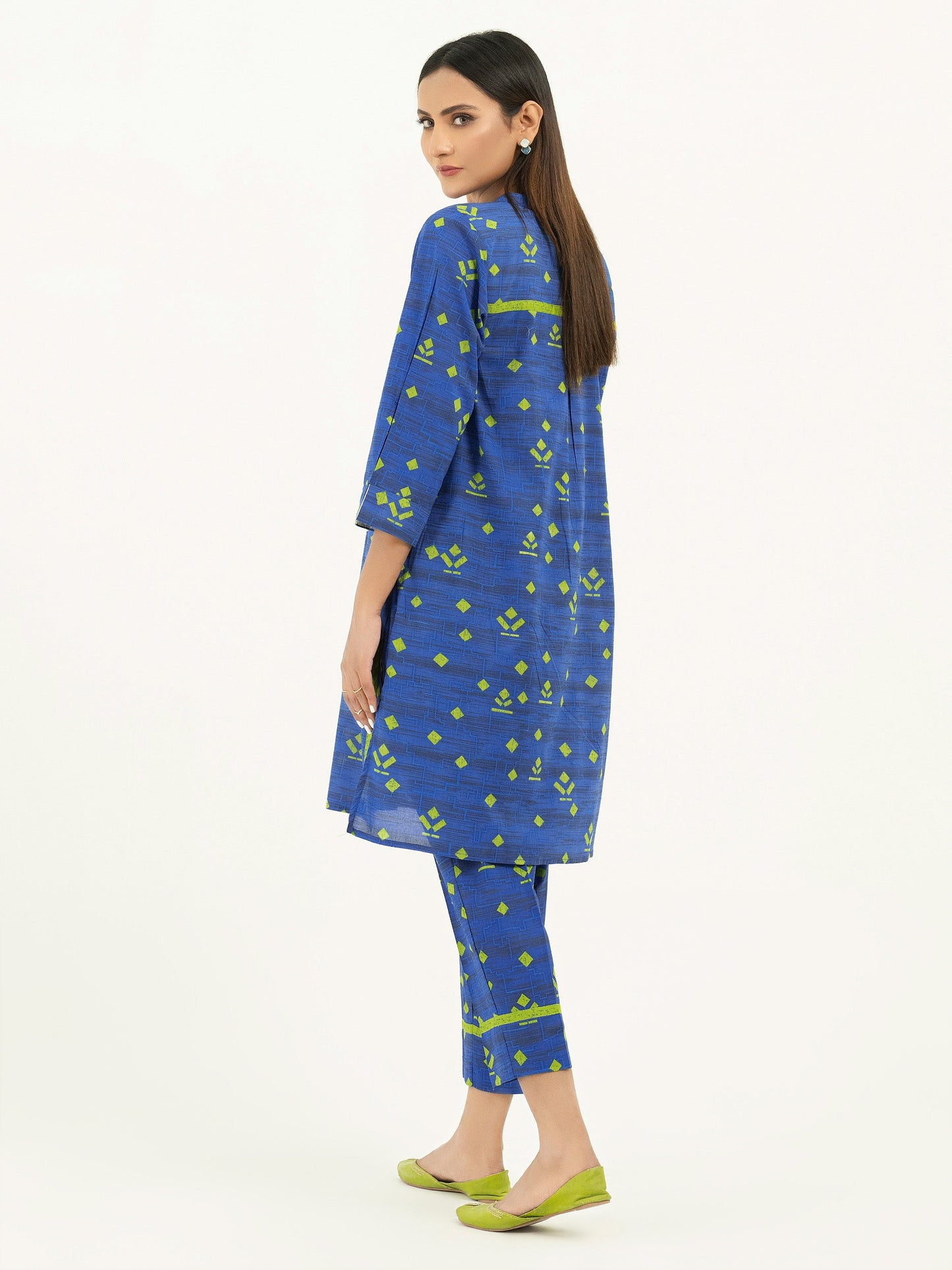 2 Piece Lawn Suit-Printed (Pret)