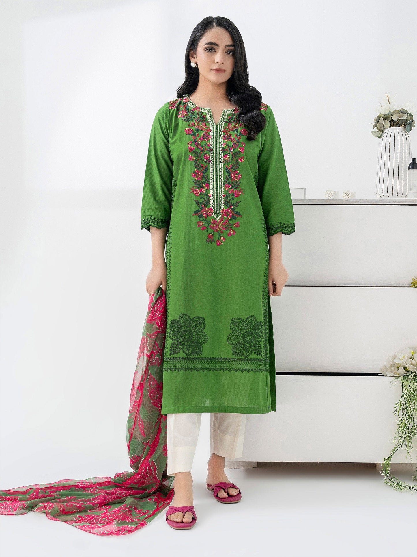 2 Piece Lawn Suit-Embroidered (Pret)