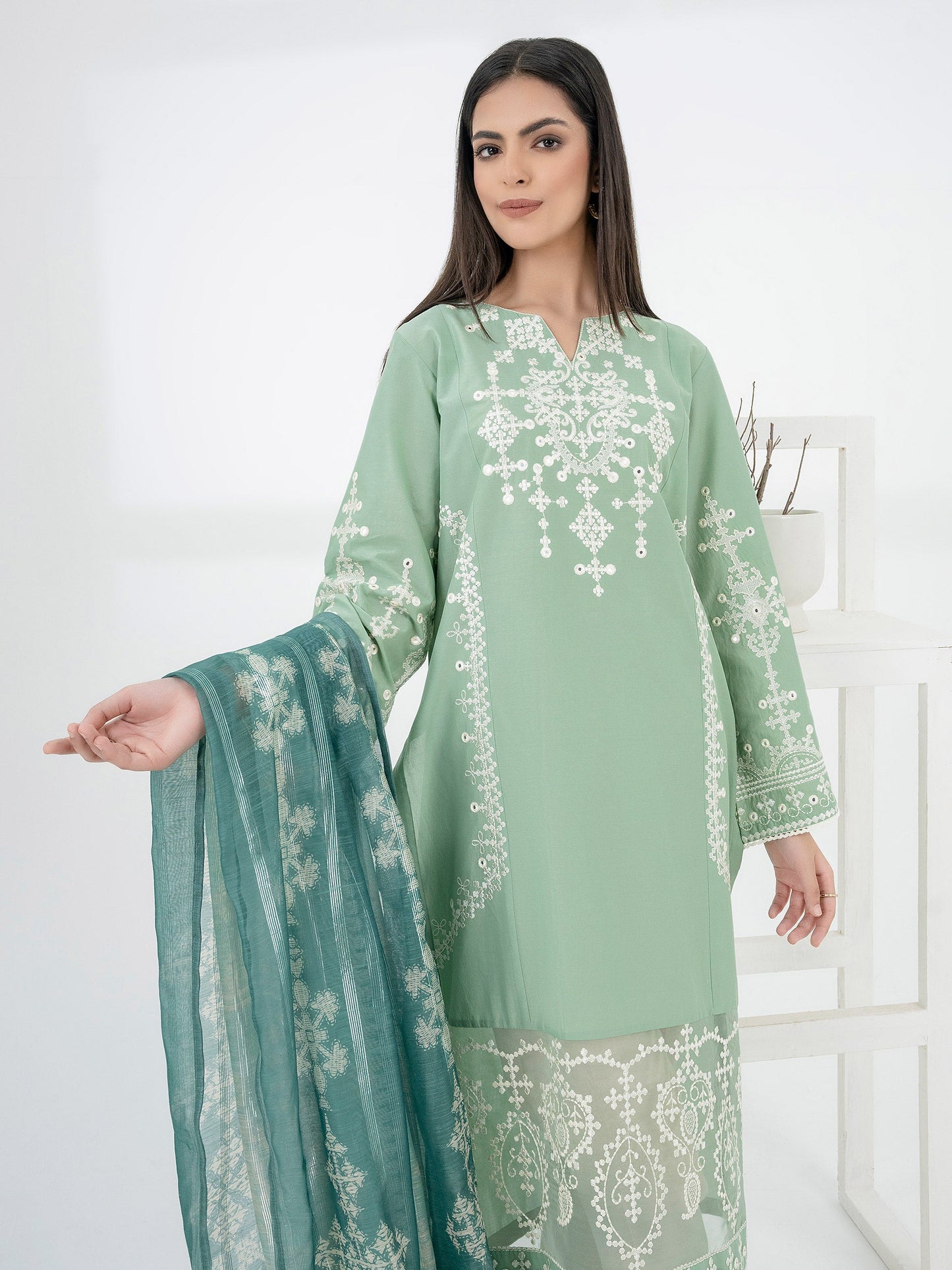 2 Piece Lawn Suit-Embroidered (Pret)