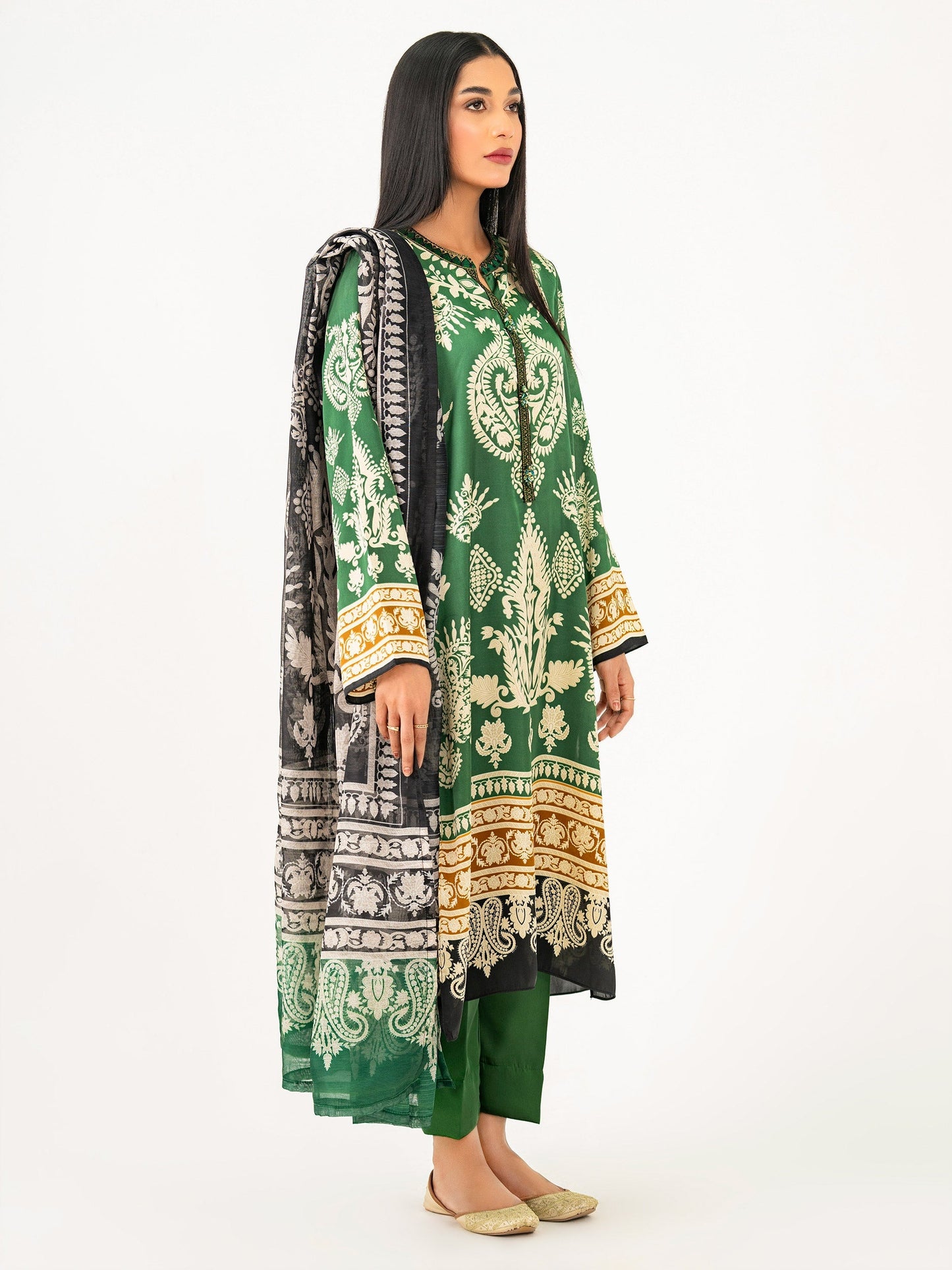 3 Piece Silk Suit-Embroidered (Pret)