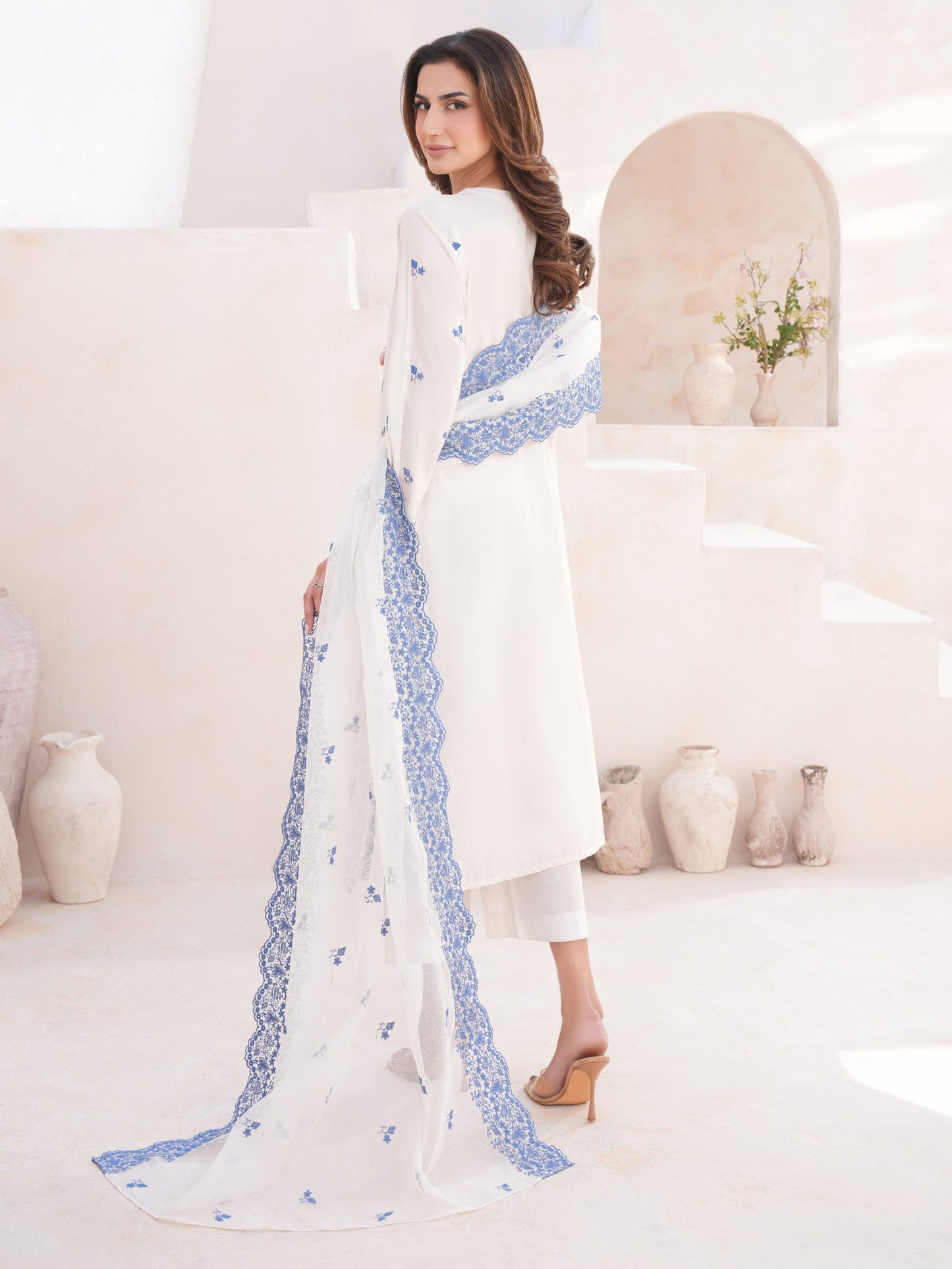 3 Piece Lawn Suit-Embroidered (Unstitched)