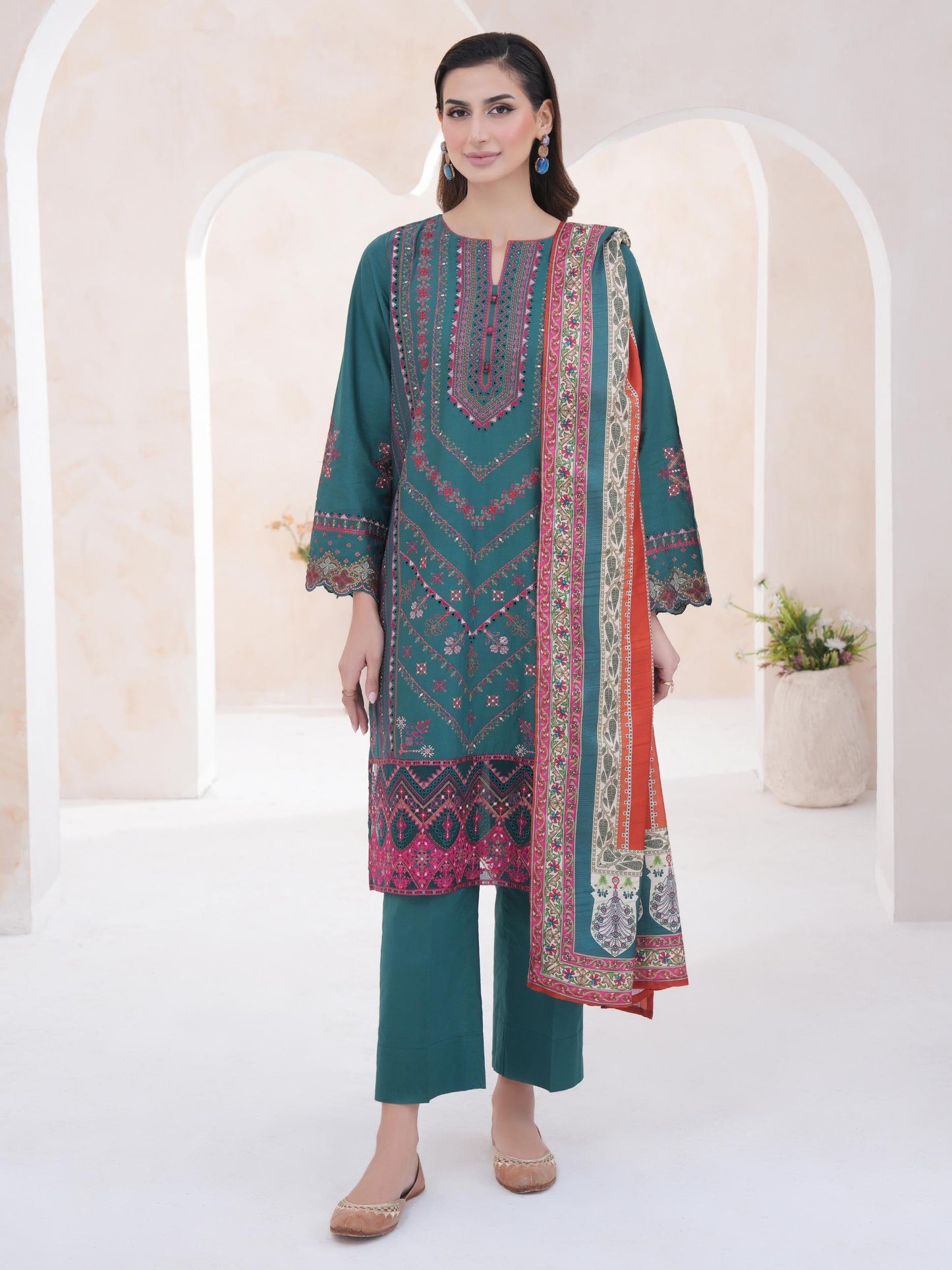 3 Piece Lawn Suit-Embroidered (Unstitched)