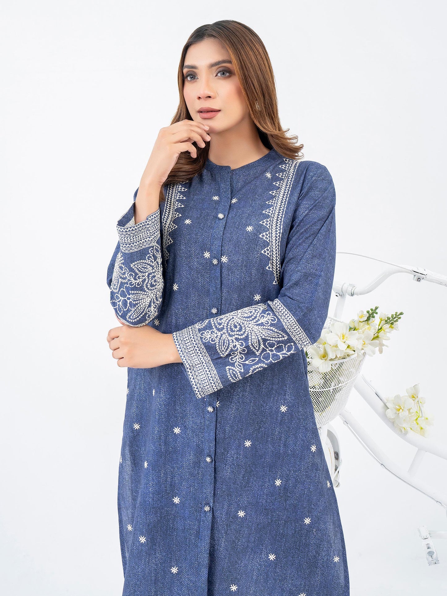 2 Piece Lawn Suit-Embroidered (Pret)