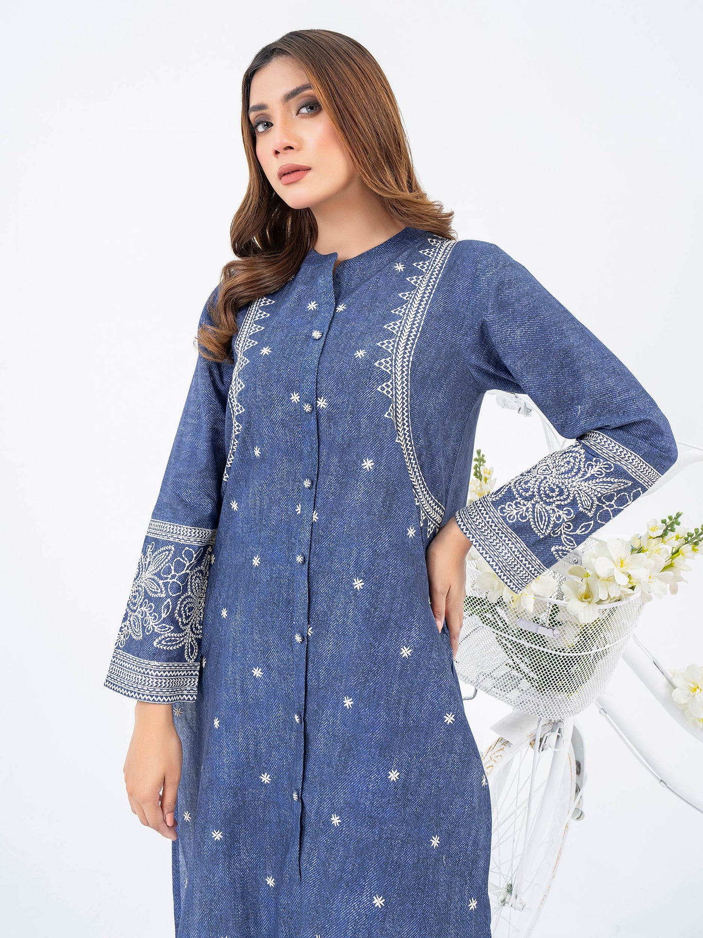 2 Piece Lawn Suit-Embroidered (Pret)