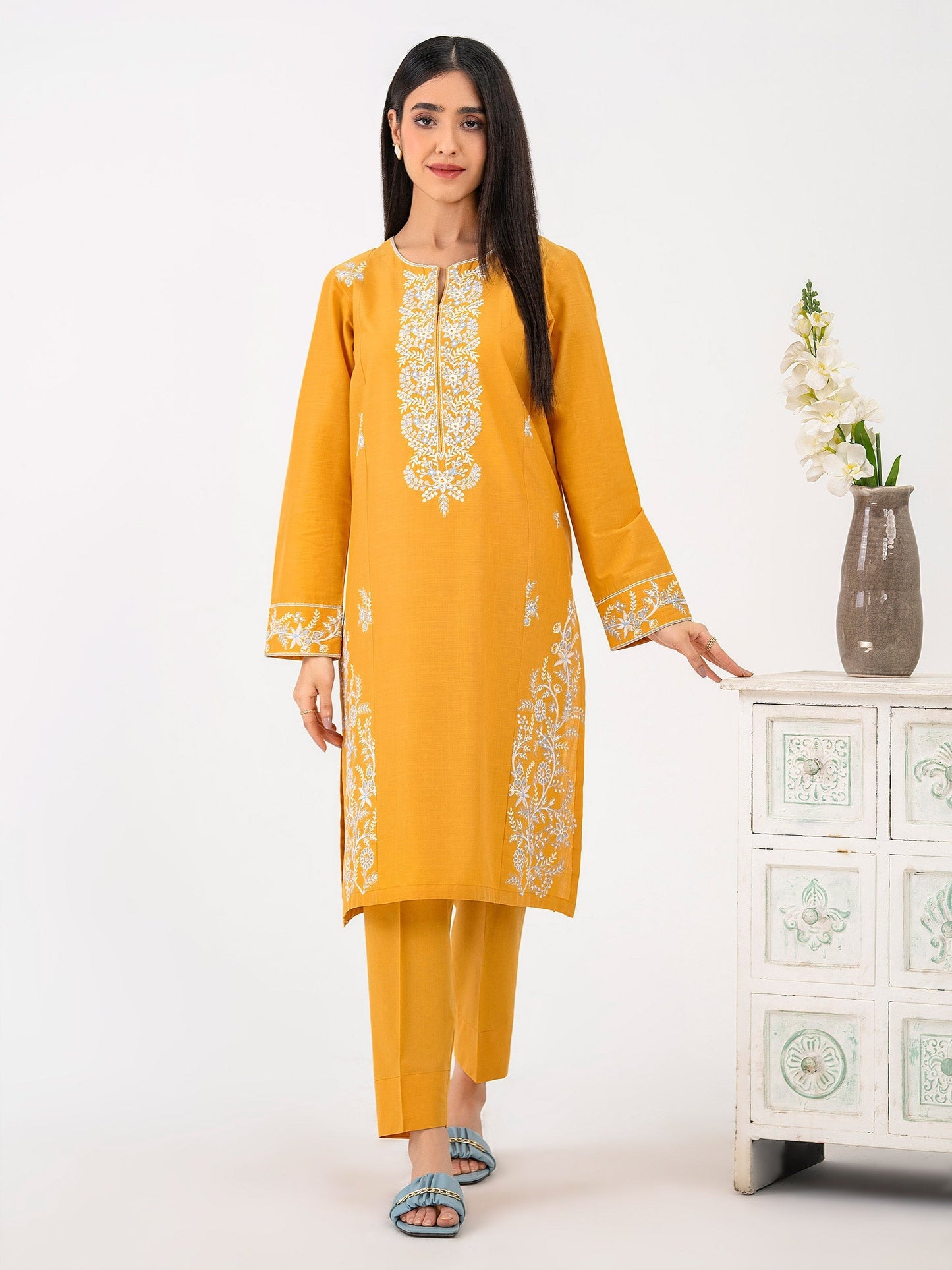 2 Piece Lawn Suit-Embroidered (Pret)