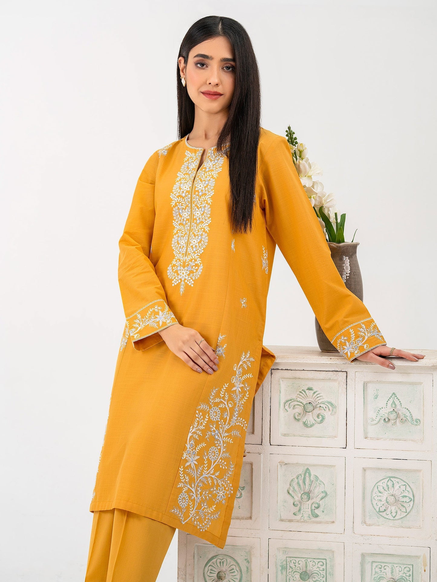 2 Piece Lawn Suit-Embroidered (Pret)