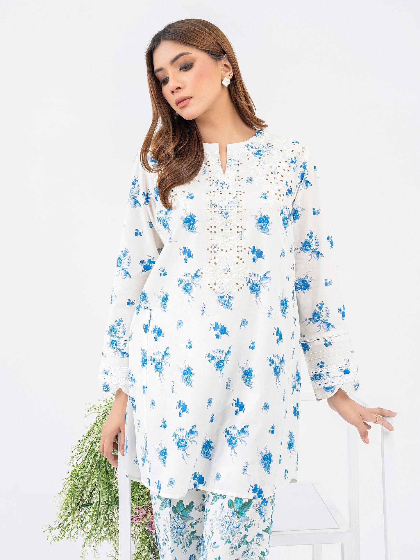 2 Piece Lawn Suit-Embroidered (Pret)