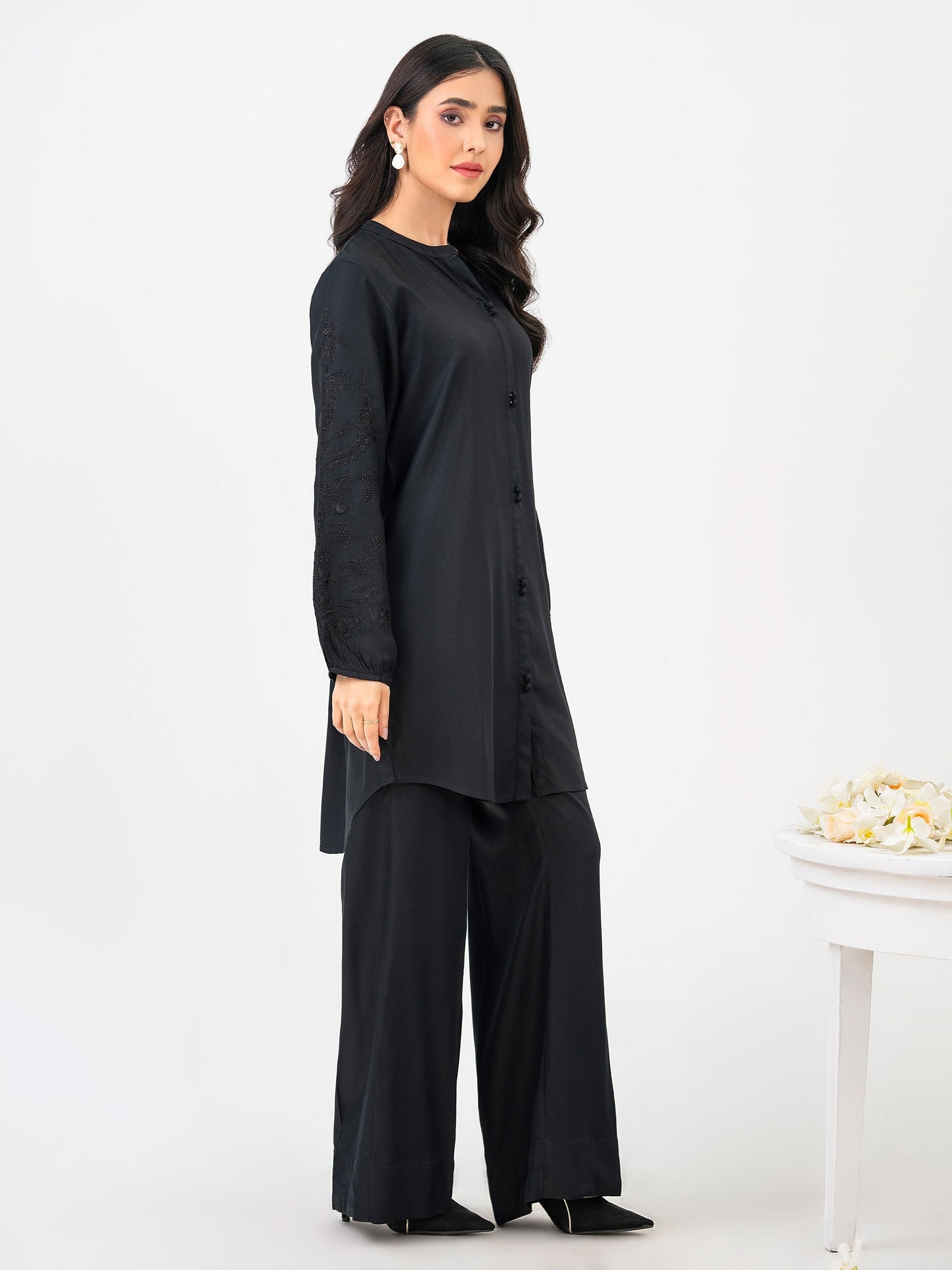 2 Piece Crepe Suit-Embroidered (Pret)