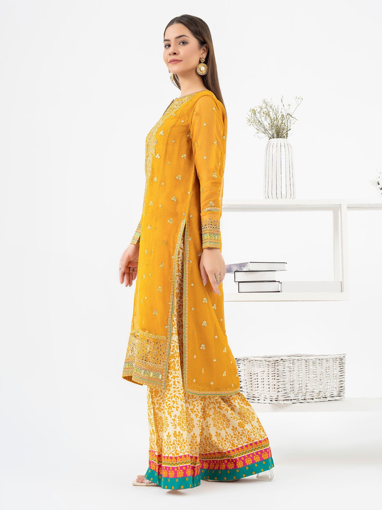 2 Piece Rajjo Net Suit-Embroidered (Pret)