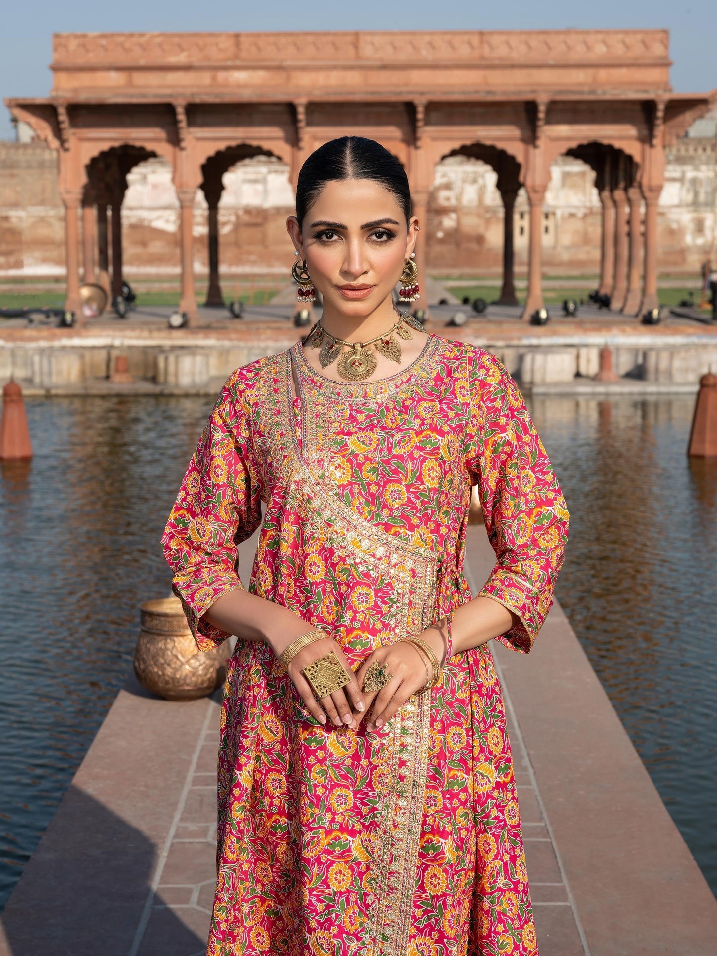 2 Piece Lawn Suit-Embroidered (Pret)