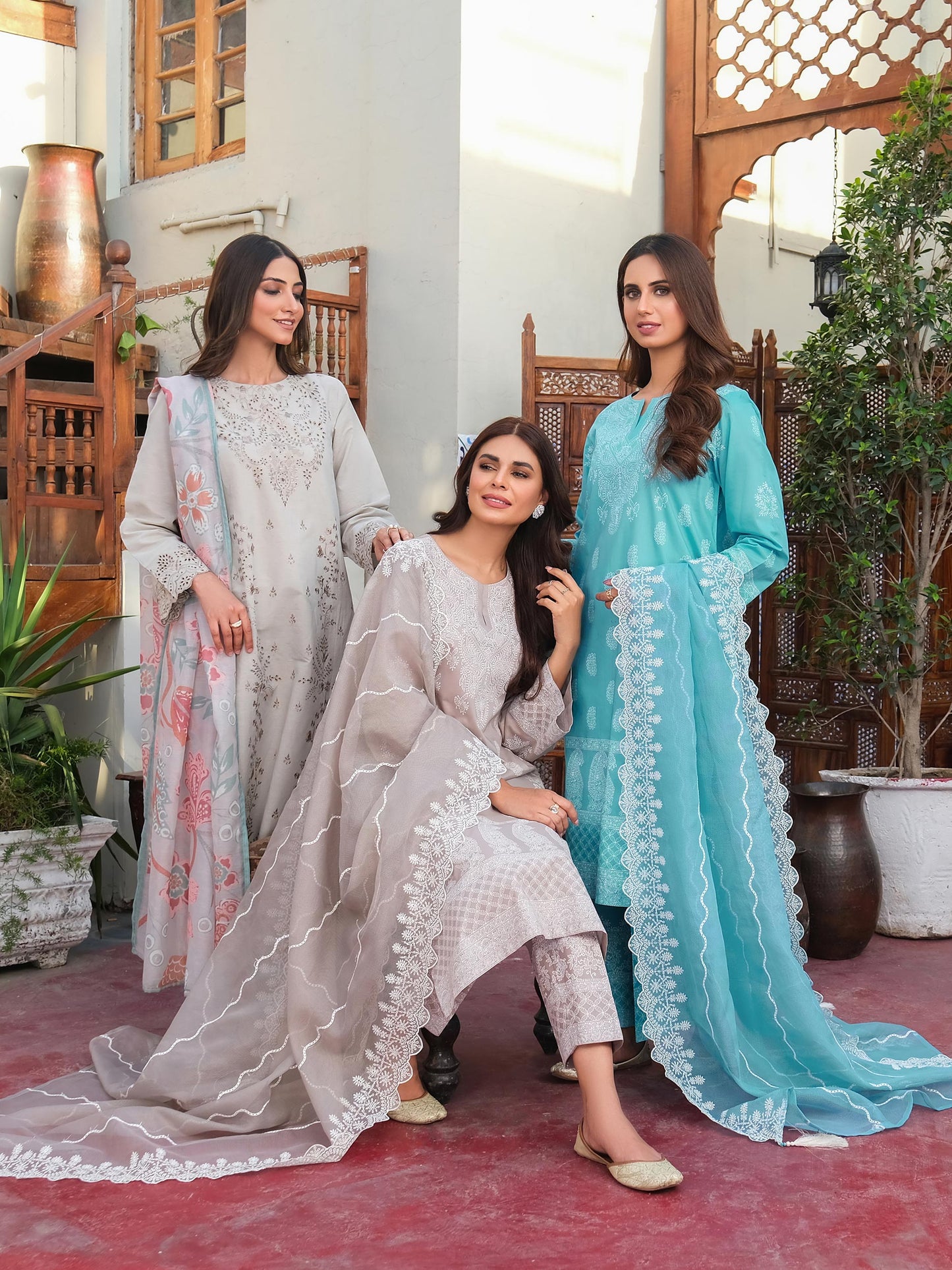 3 Piece Lawn Suit-Embroidered (Unstitched)