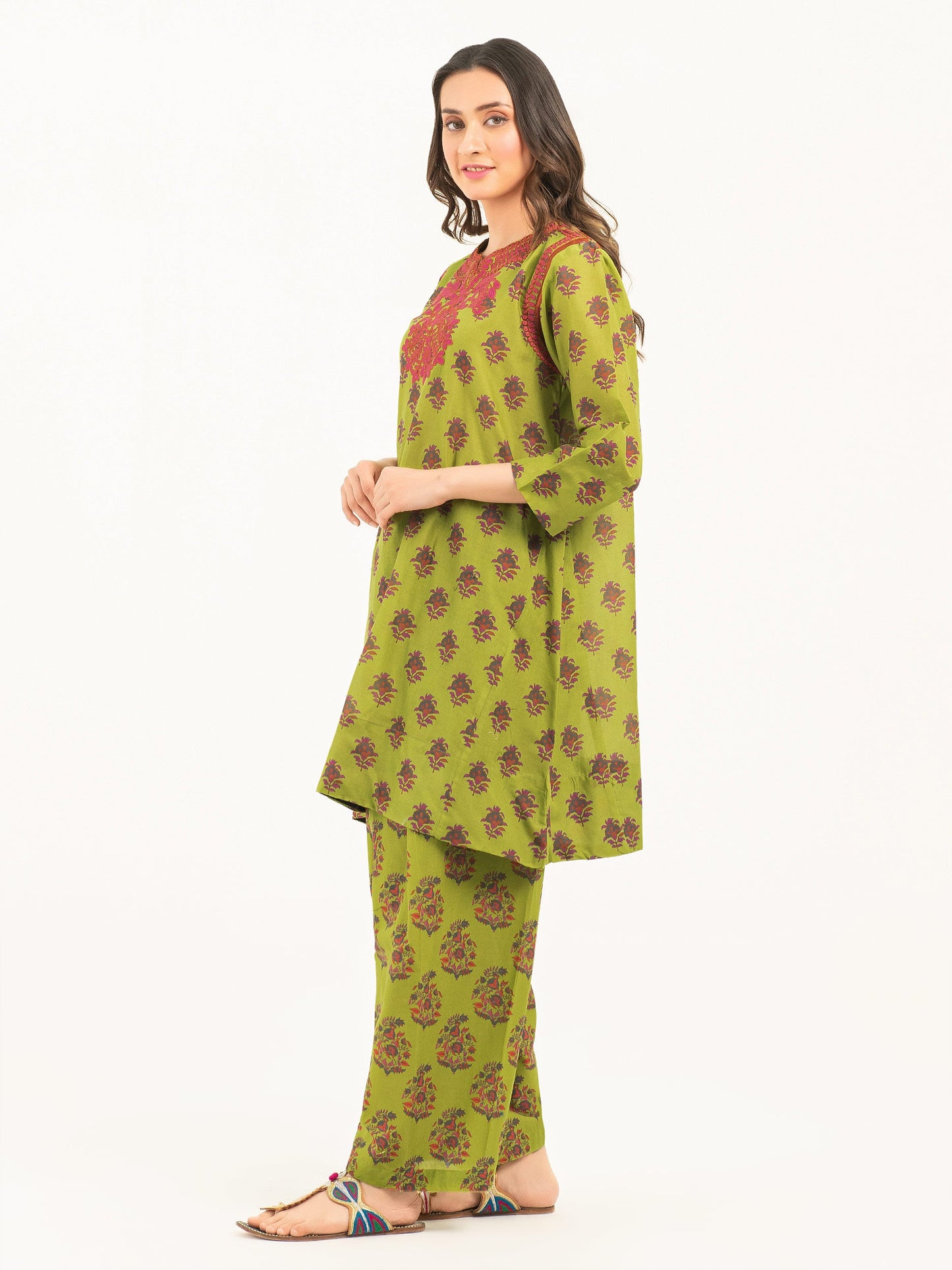 2 Piece Lawn Suit-Embroidered (Pret)