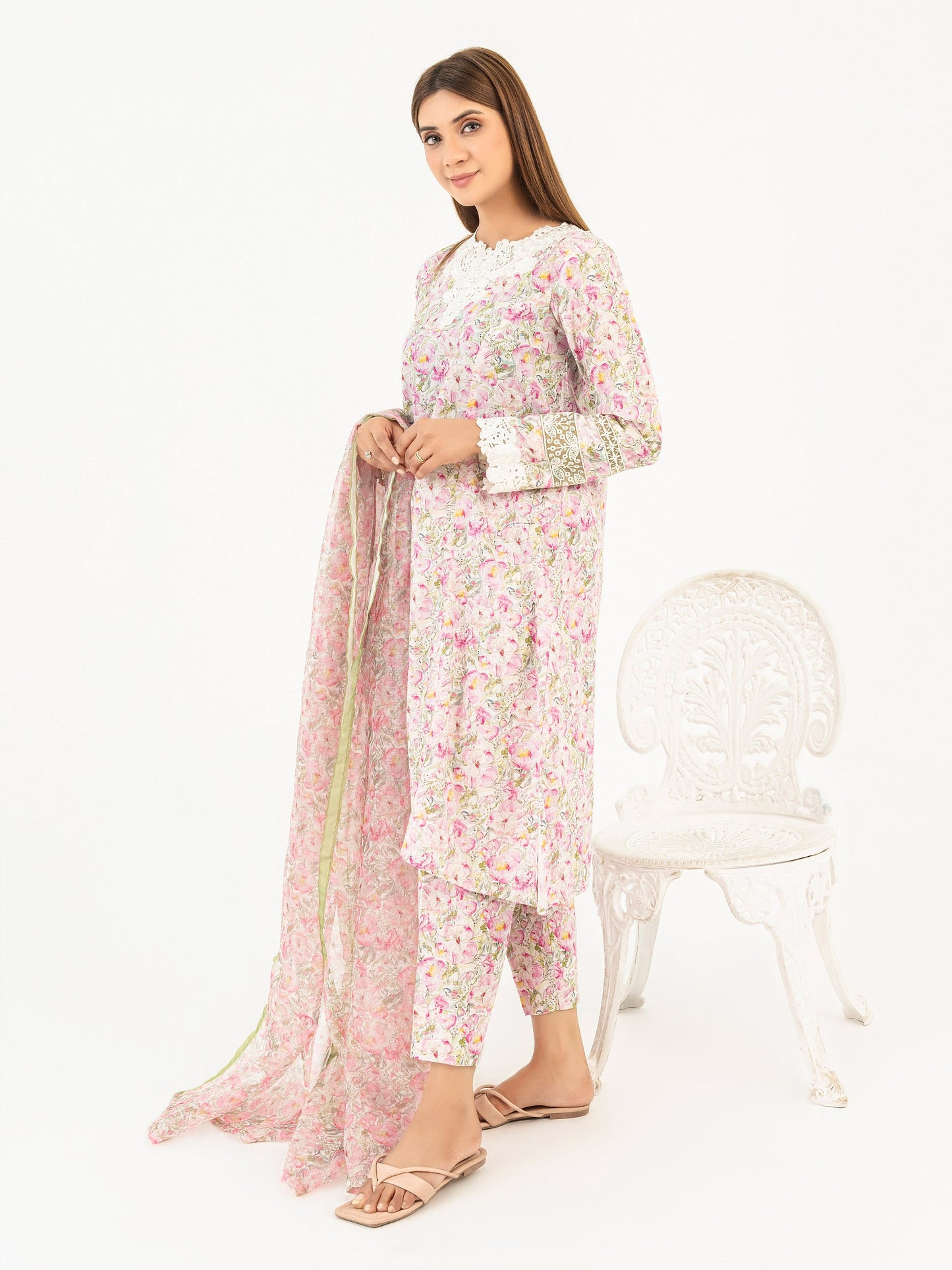 3 Piece Lawn Suit-Embroidered (Pret)