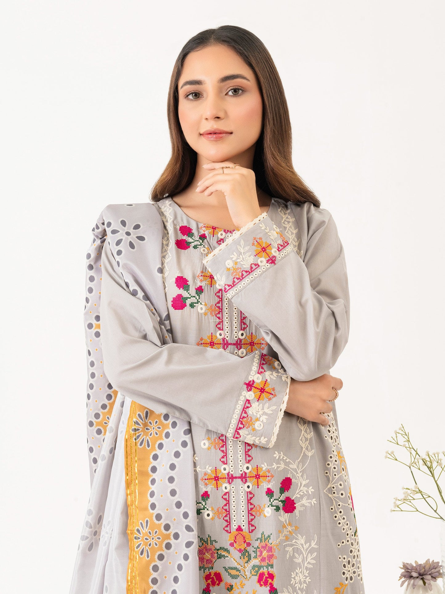 3 Piece Lawn Suit-Embroidered(Pret)