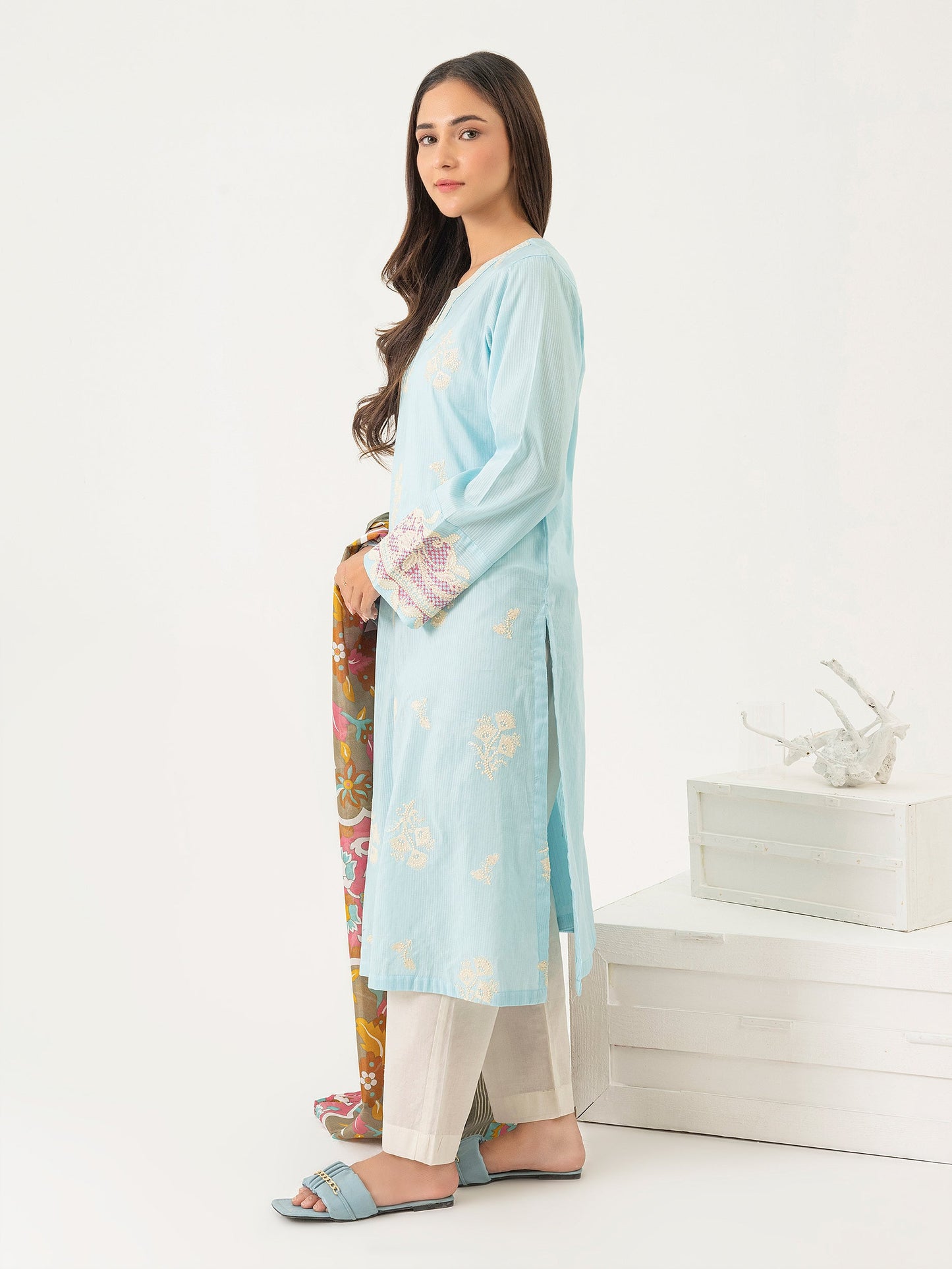 2 Piece Lawn Suit-Embroidered (Pret)