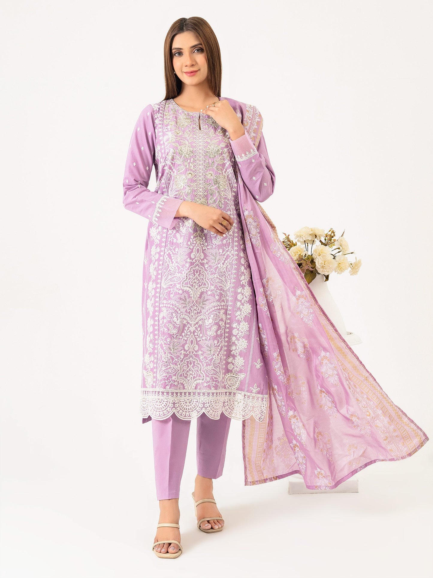 3 Piece Lawn Suit-Embroidered (Pret)