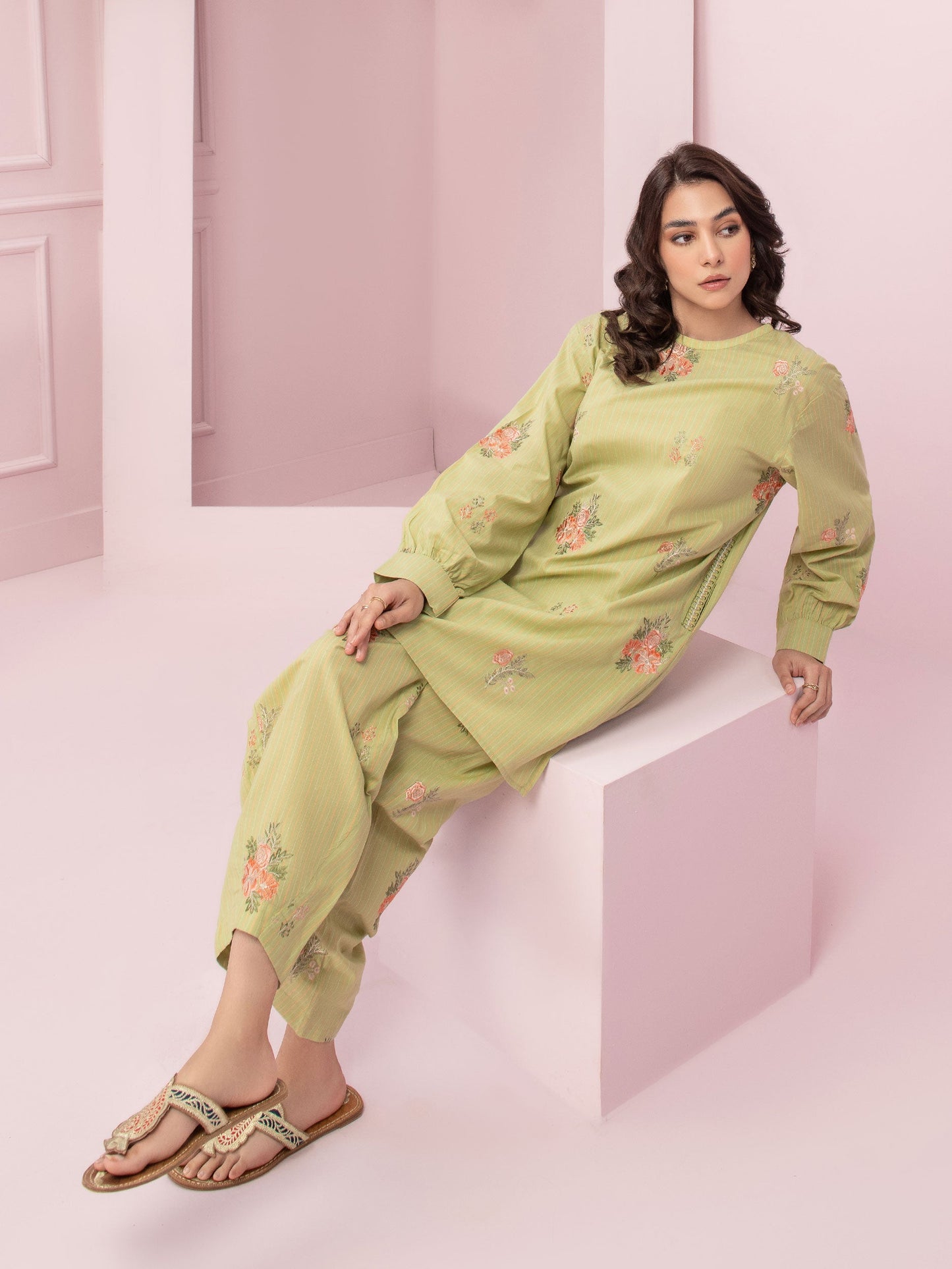 2 Piece Yarn Dyed Suit-Embroidered (Pret)