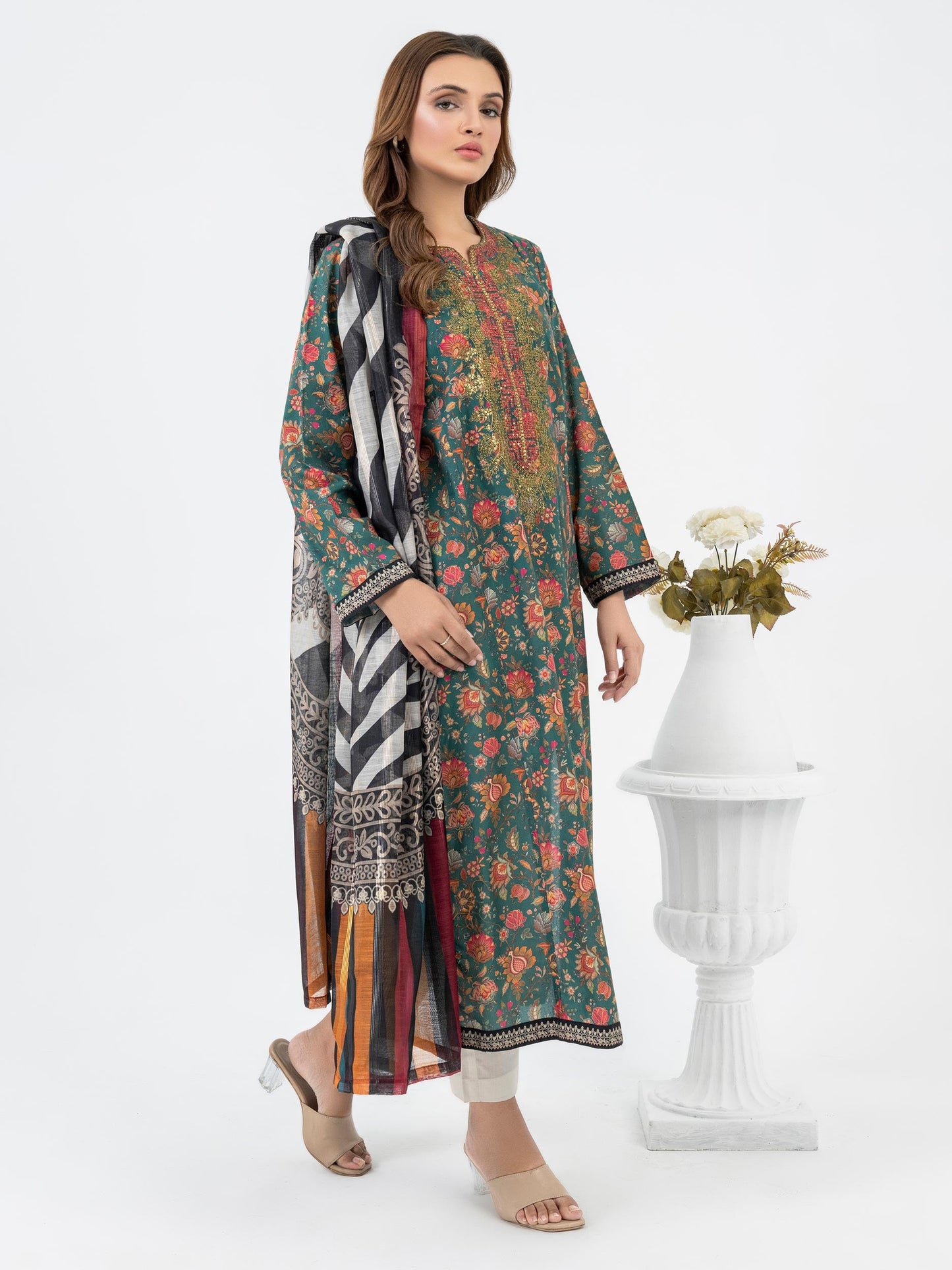 2 Piece Lawn Suit-Embroidered(Pret)